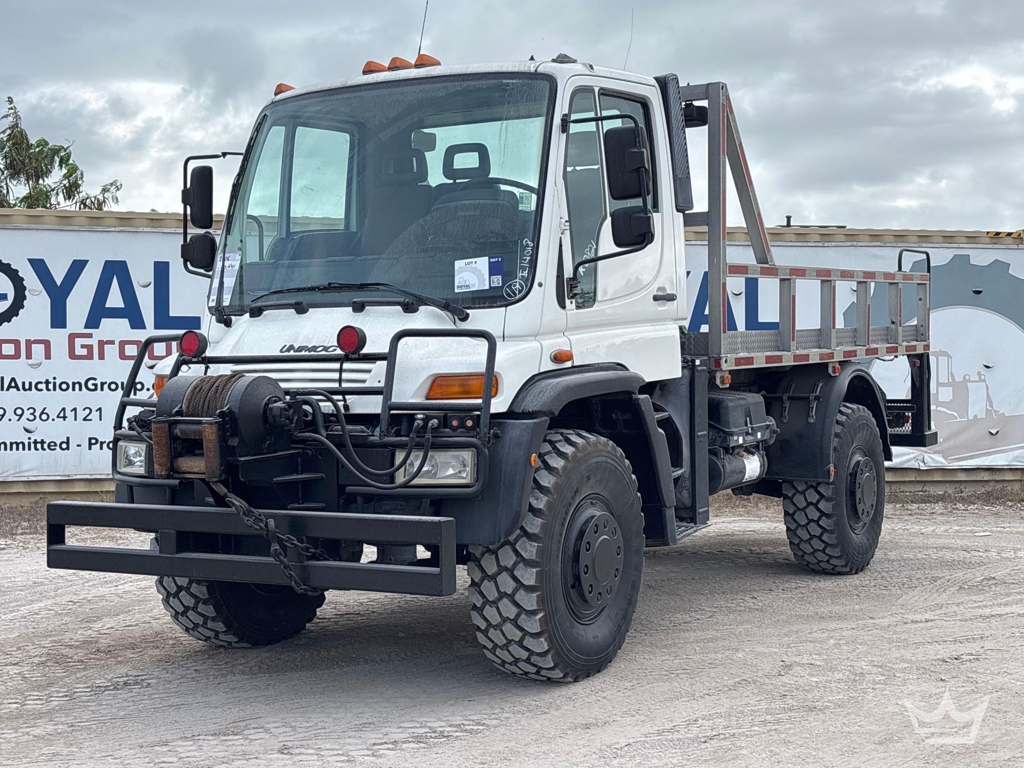 2006 Mercedes-Benz Unimog LWBTruck (A56858)