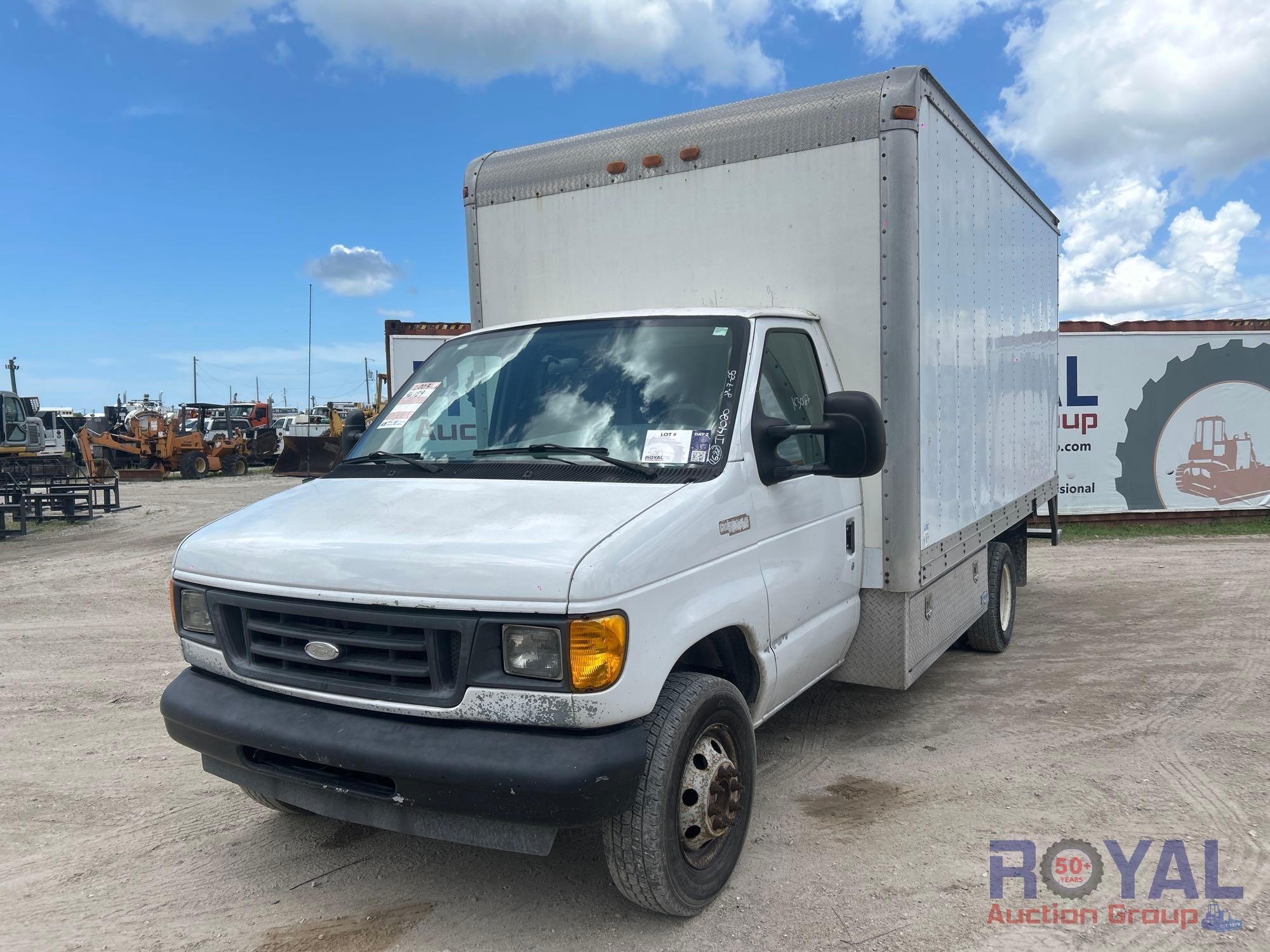 2003 FORD E-350 (A50323)