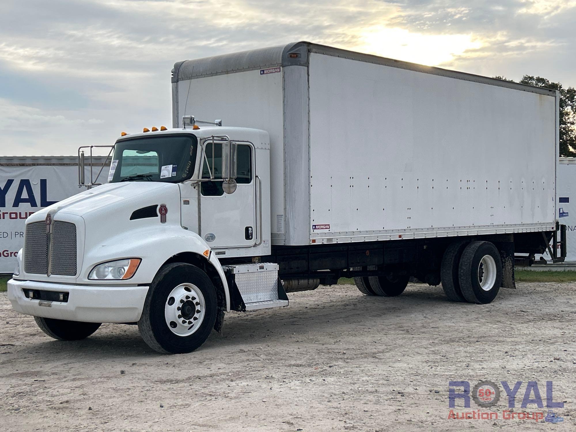 2015 Kenworth T270 Morgan Box Truck (A51692)