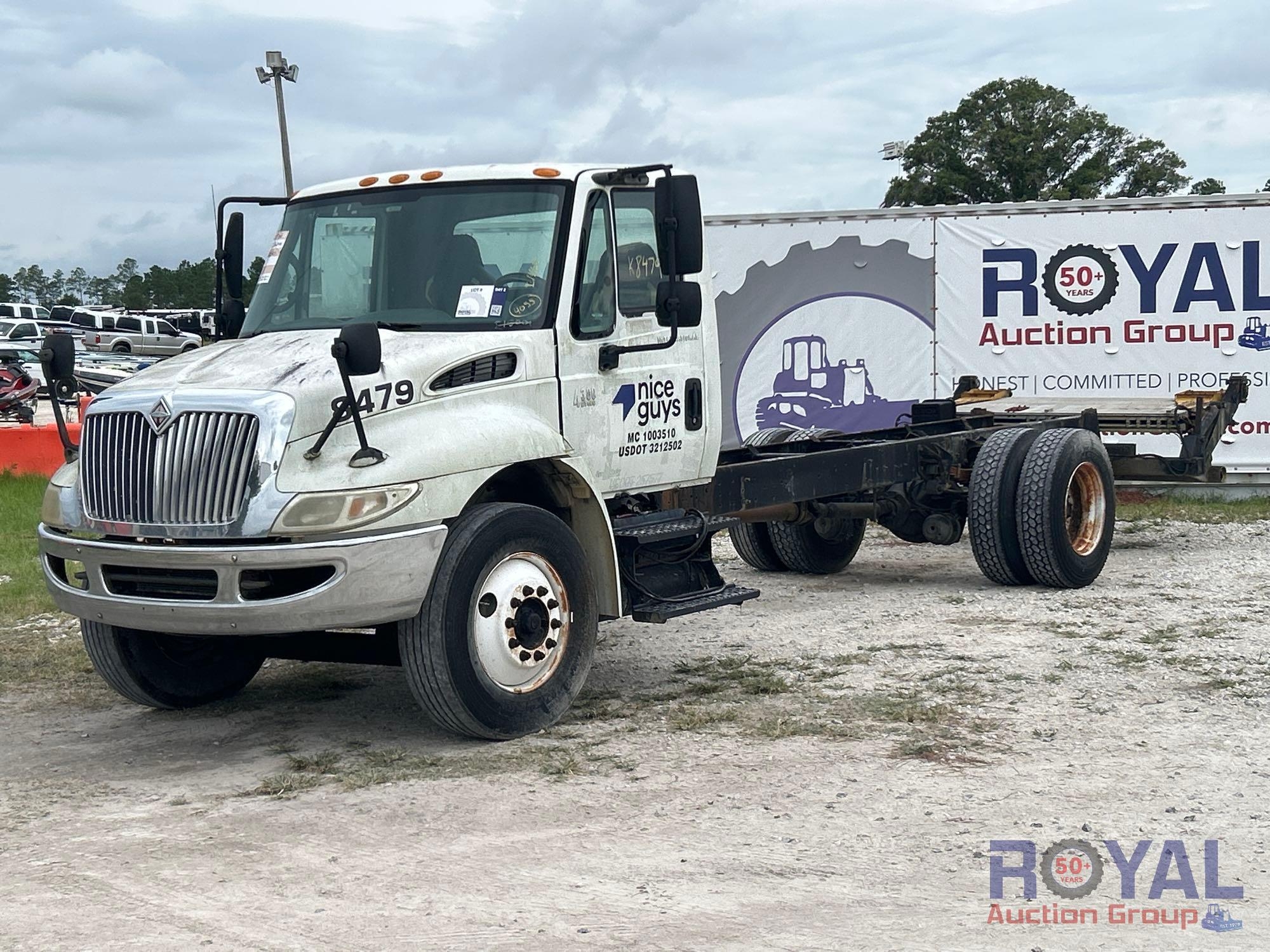 2007 International 4300 Cab and Chassis Truck (A51692)