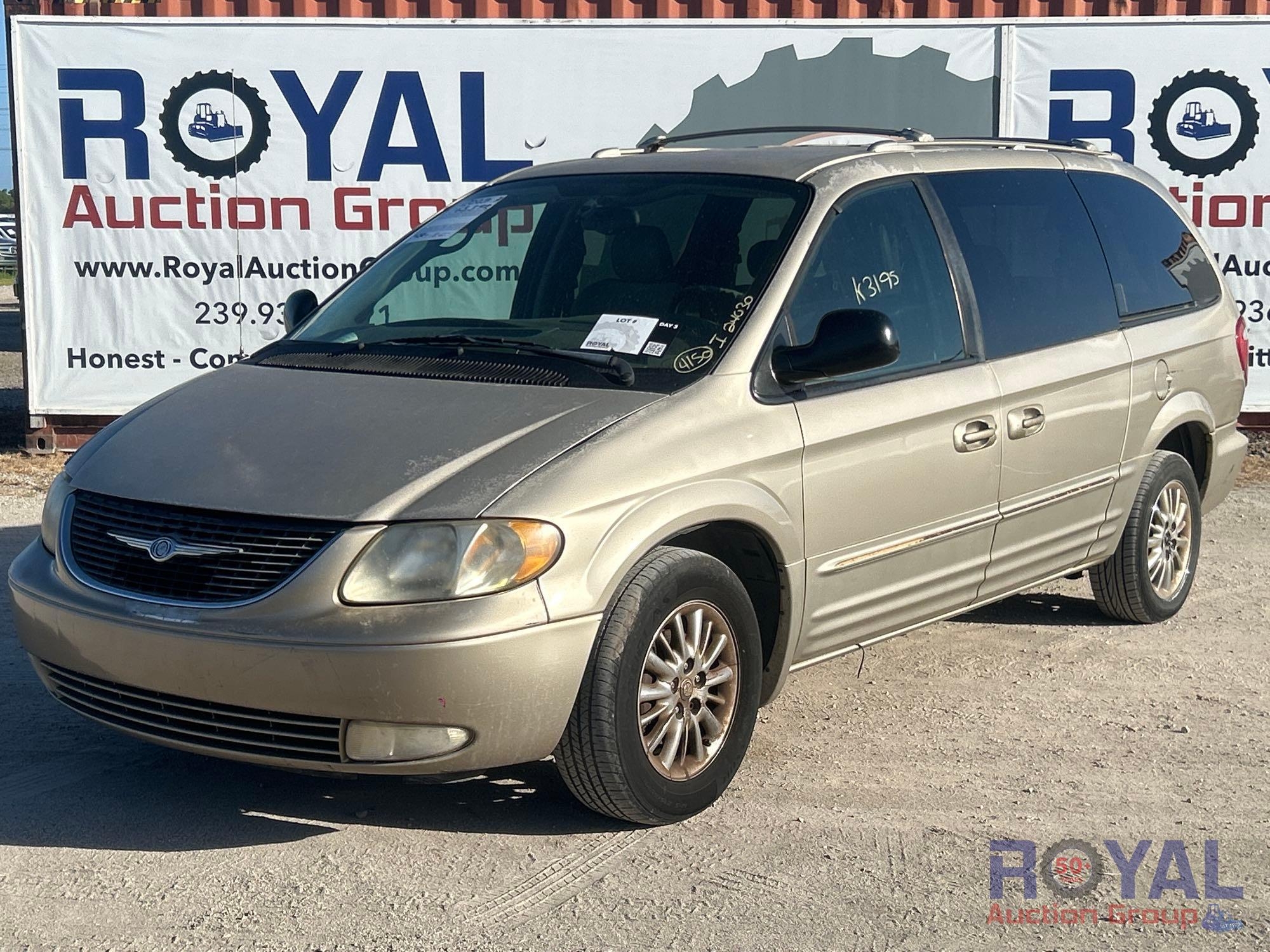 2003 Chrysler Town & Country Van (A55758)