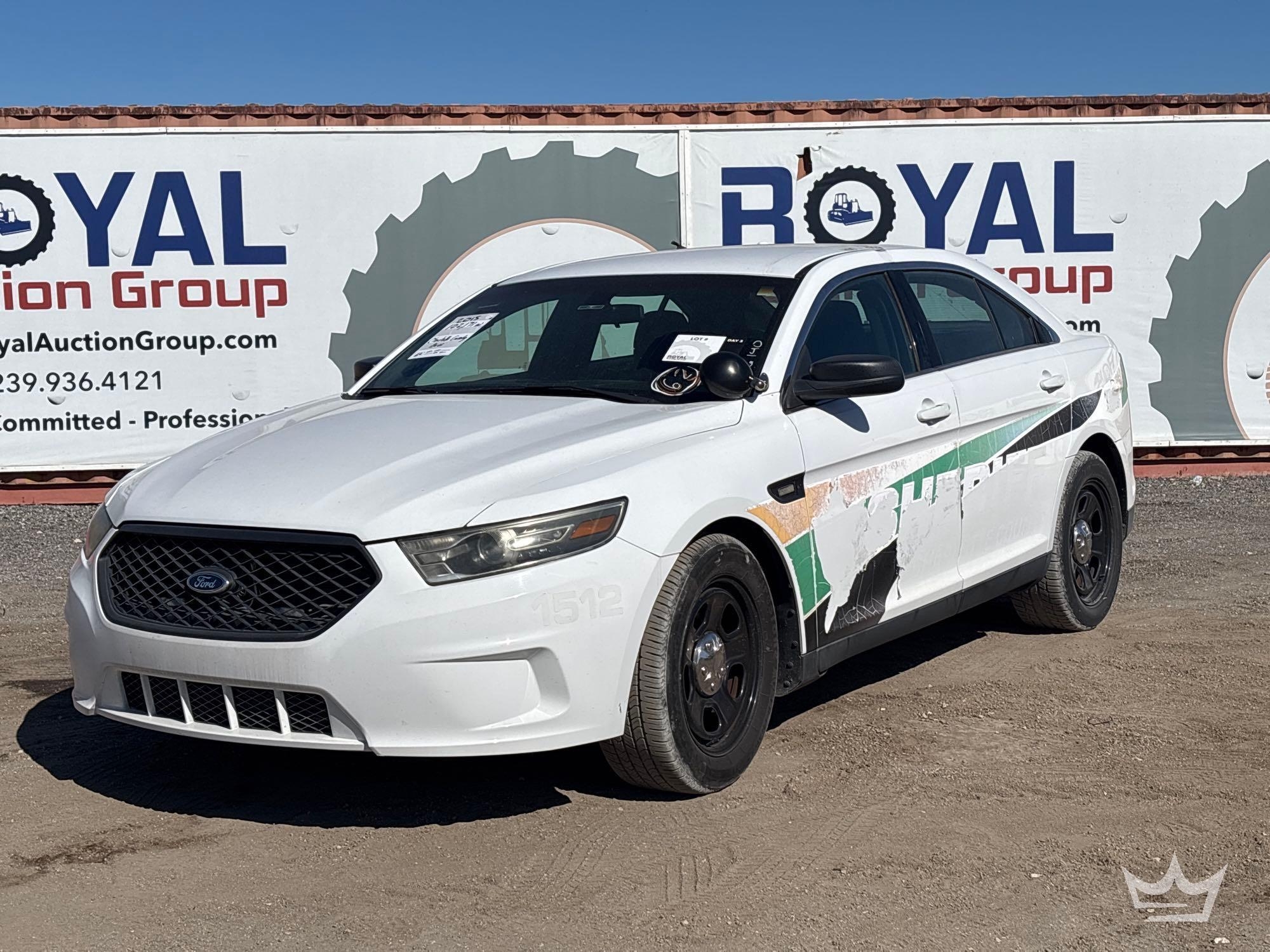 2015 Ford Taurus Sedan (A56859)