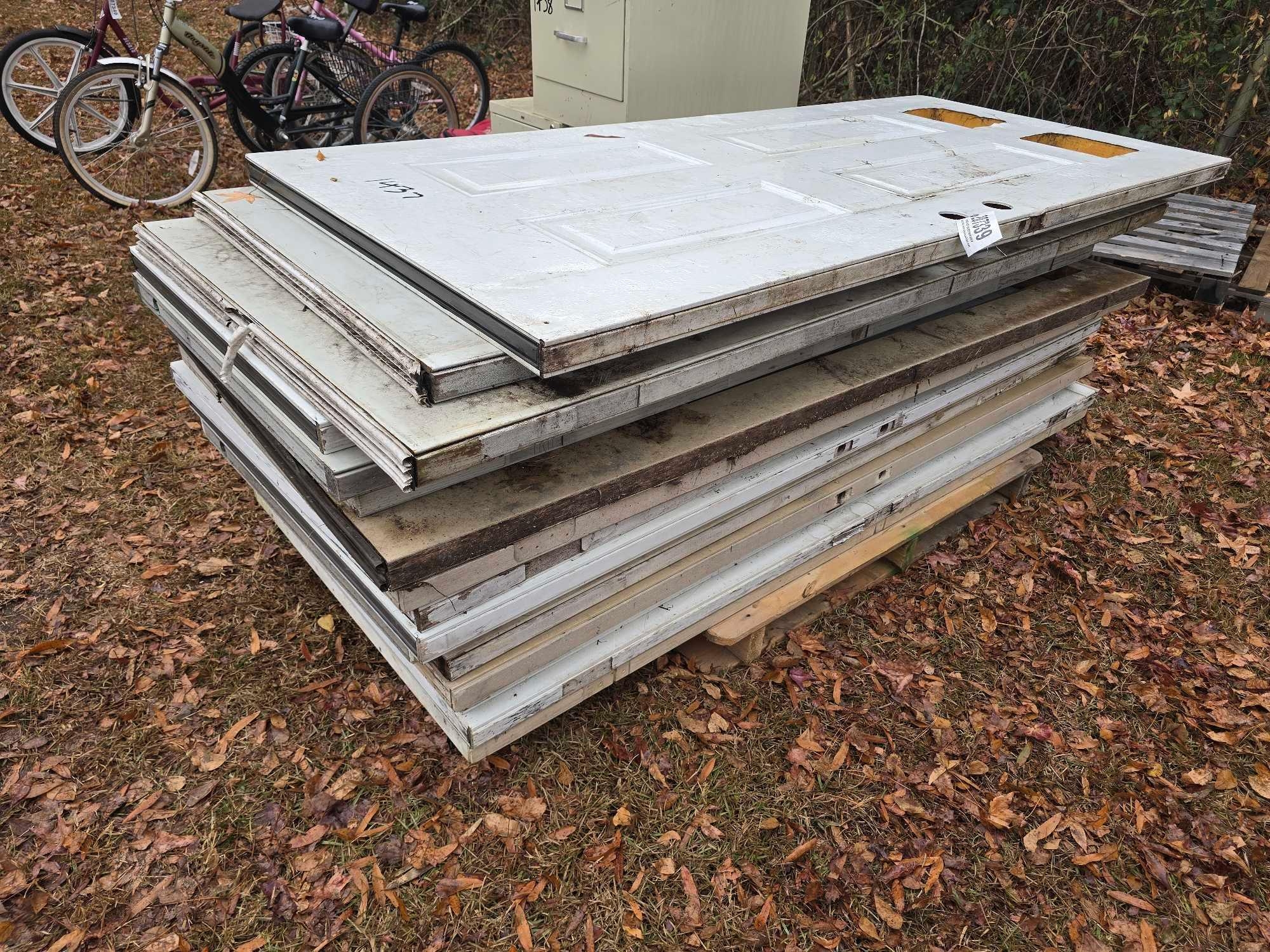 LOT OF METAL DOORS (A58374)