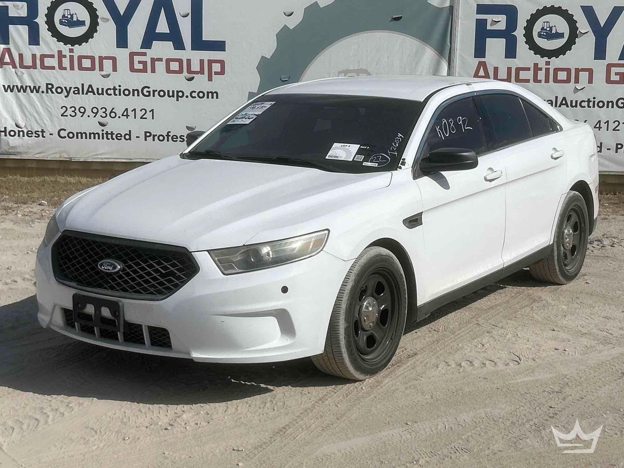 2014 Ford Taurus AWD Sedan (A56859)