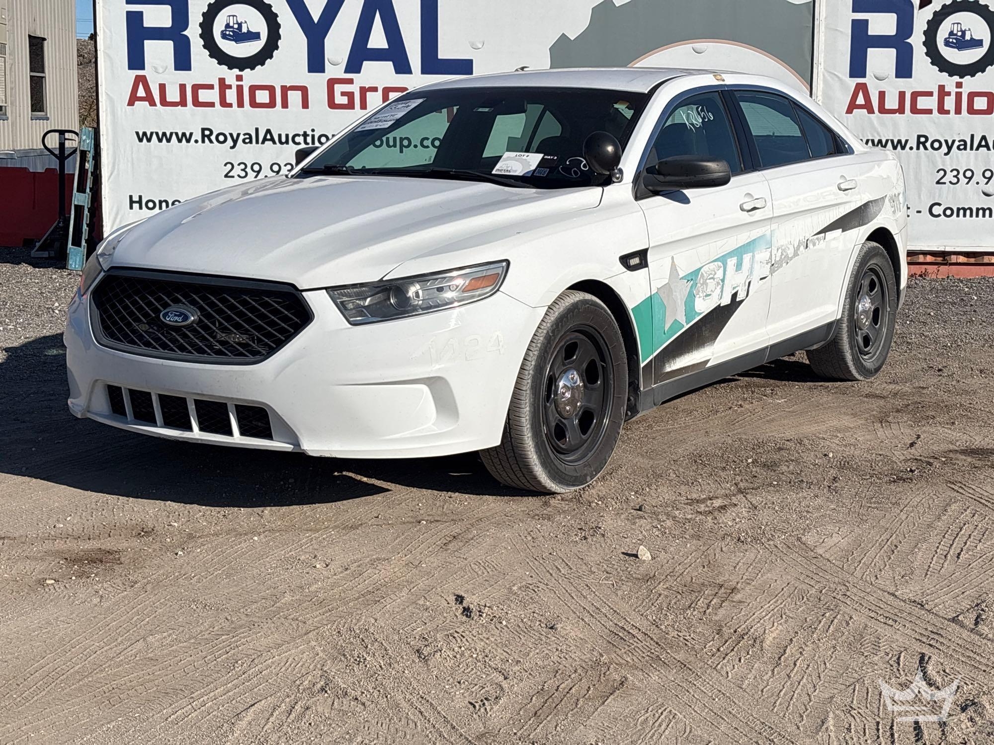 2014 Ford Taurus Sedan (A56859)
