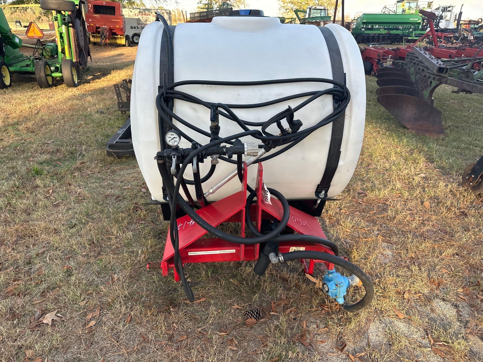 FIMCO 200 GALLON FENCE ROW / CATTLE SPRAYER (A52708)