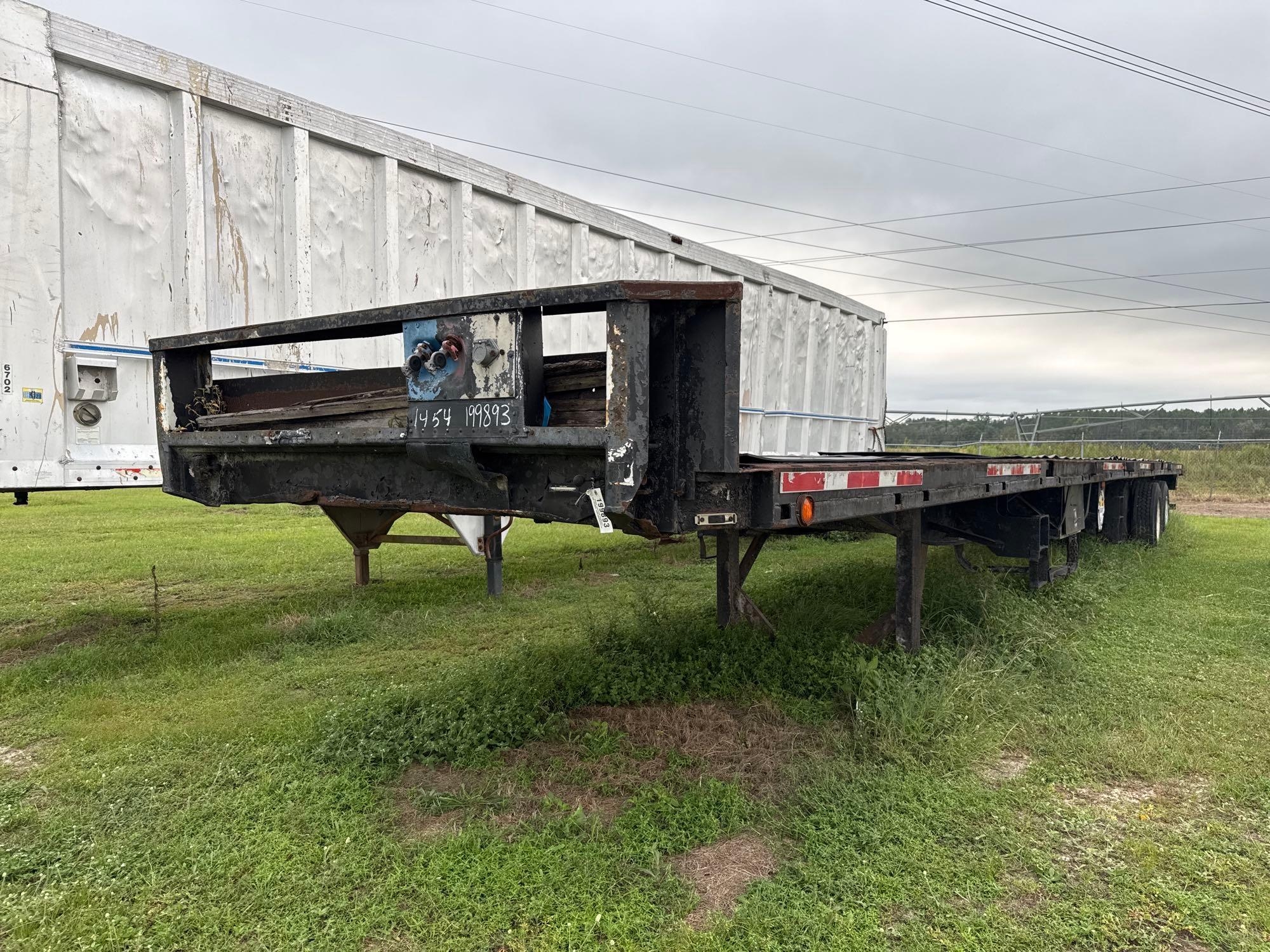 1996 UTILITY 101" X 52' T/A FLATBED TRAILER (A51247)