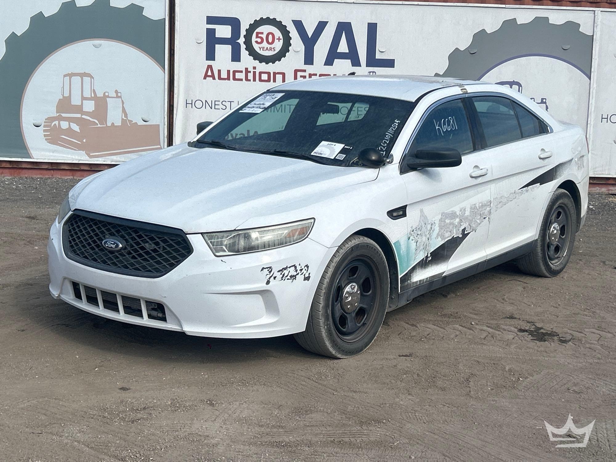 2013 Ford Taurus Sedan (A56859)