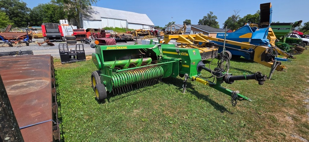 John Deere 348 Square Baler (NICE) (A50774)