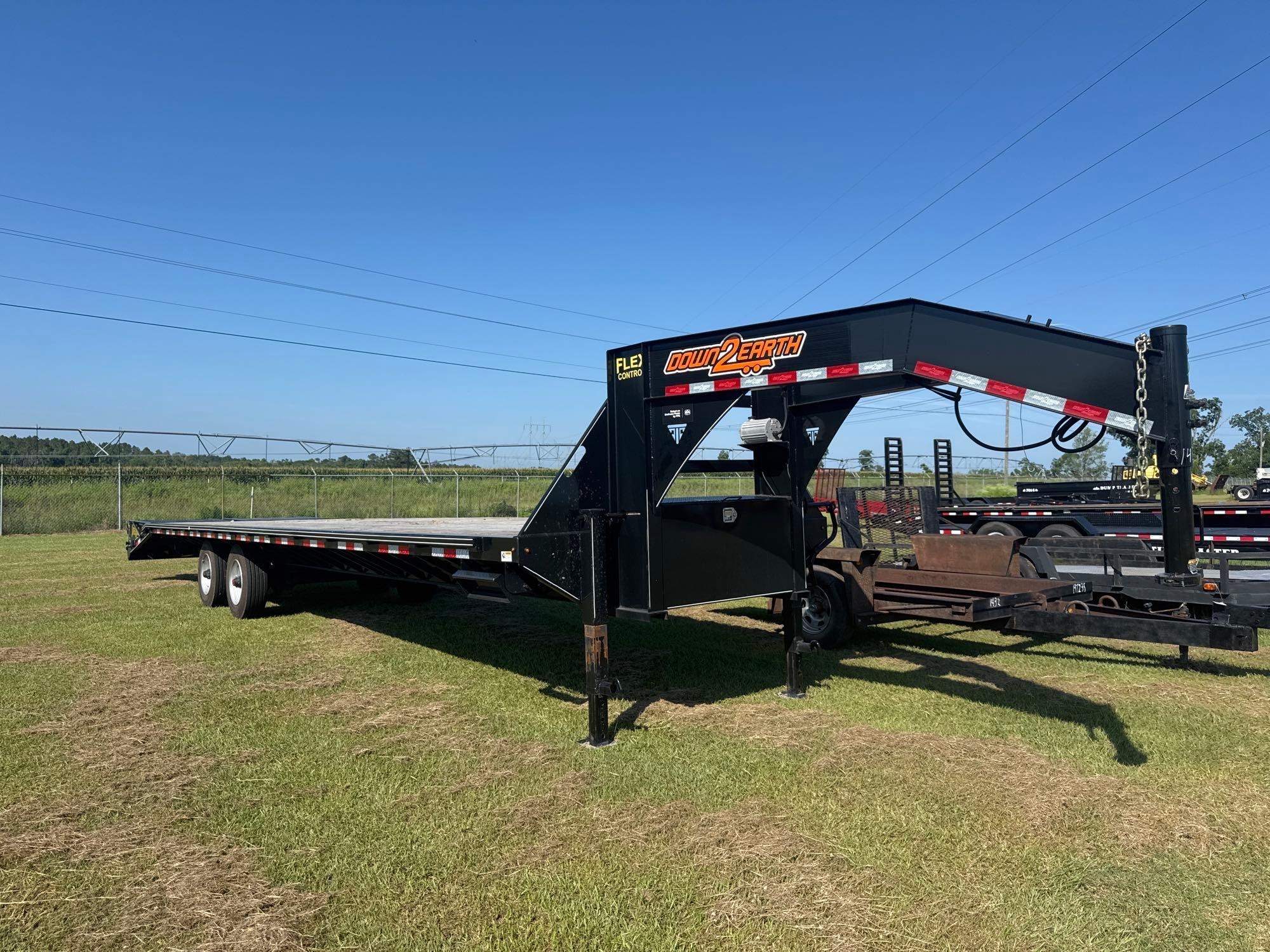 (NEW) 2025 DOWN 2 EARTH GOOSENECK TRAILER (A51247)