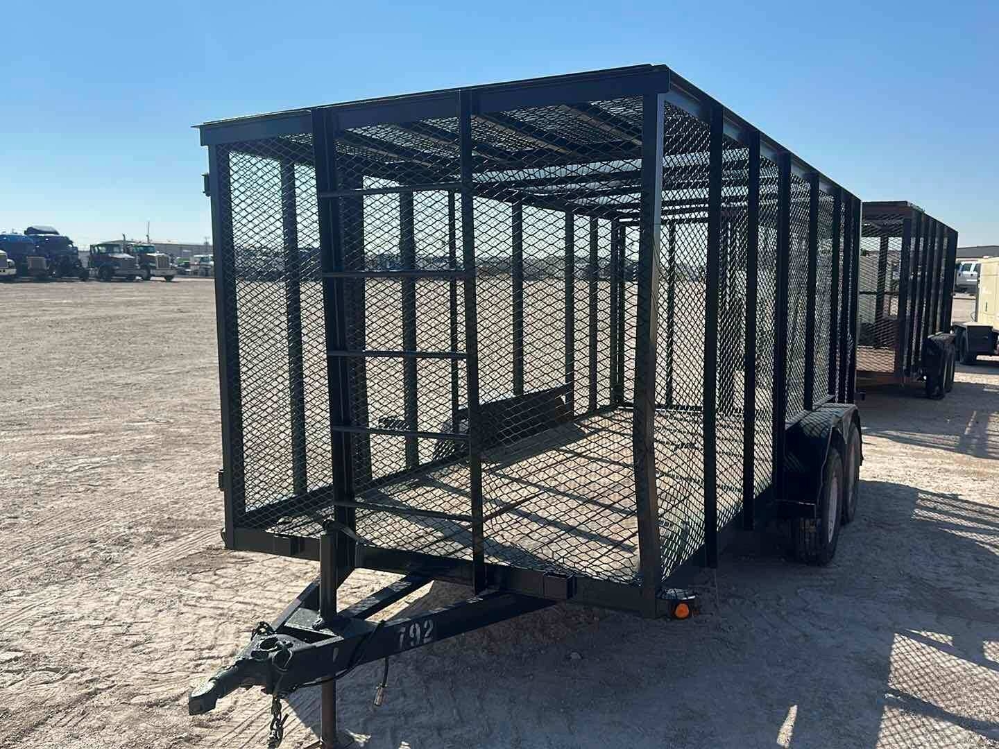 2010 BIG TEX 18 TANDEM AXLE TRASH TRAILER (A52472)