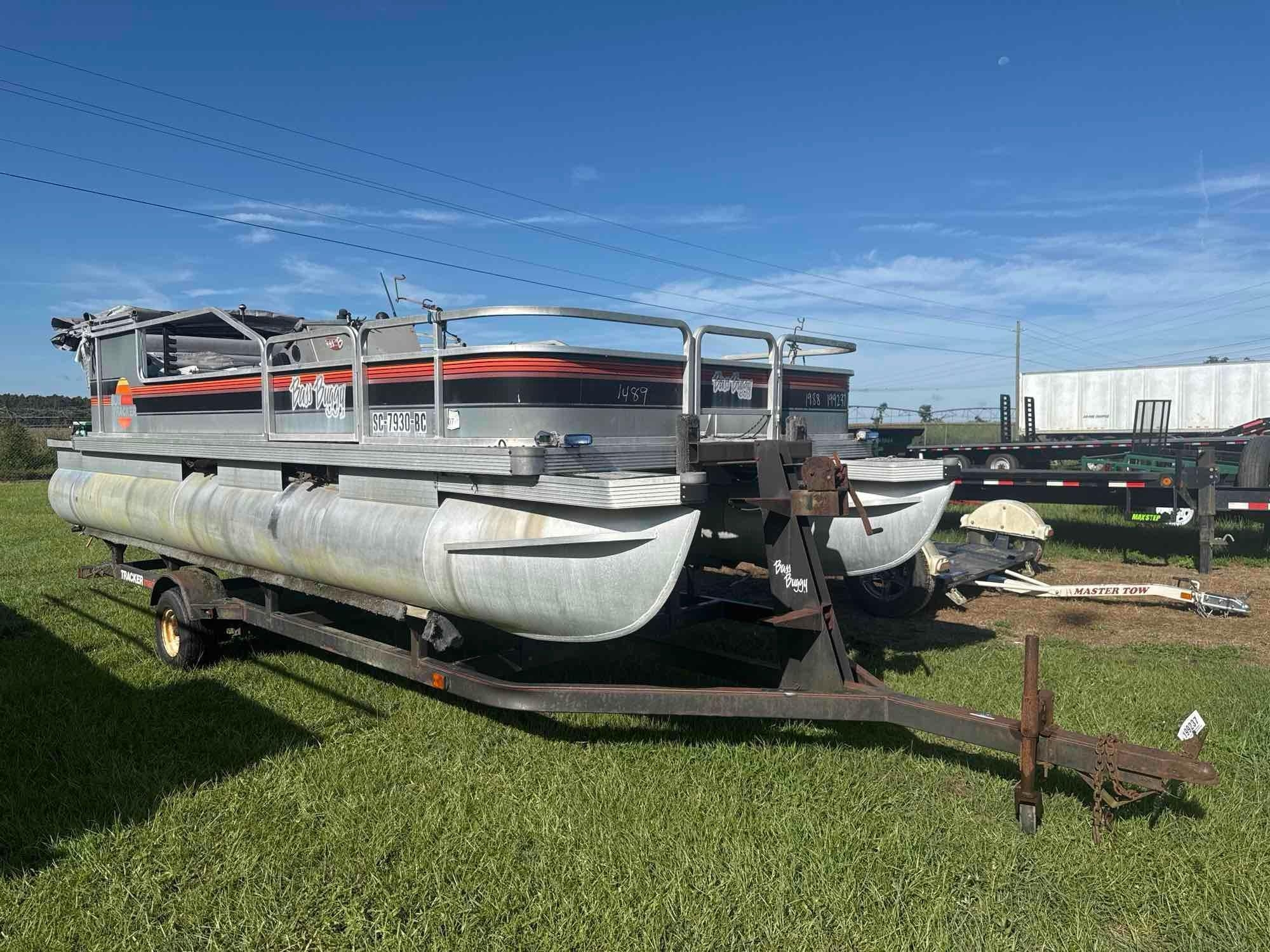 1988 BASSTRACKER 20' PONTOON BOAT (A51247)