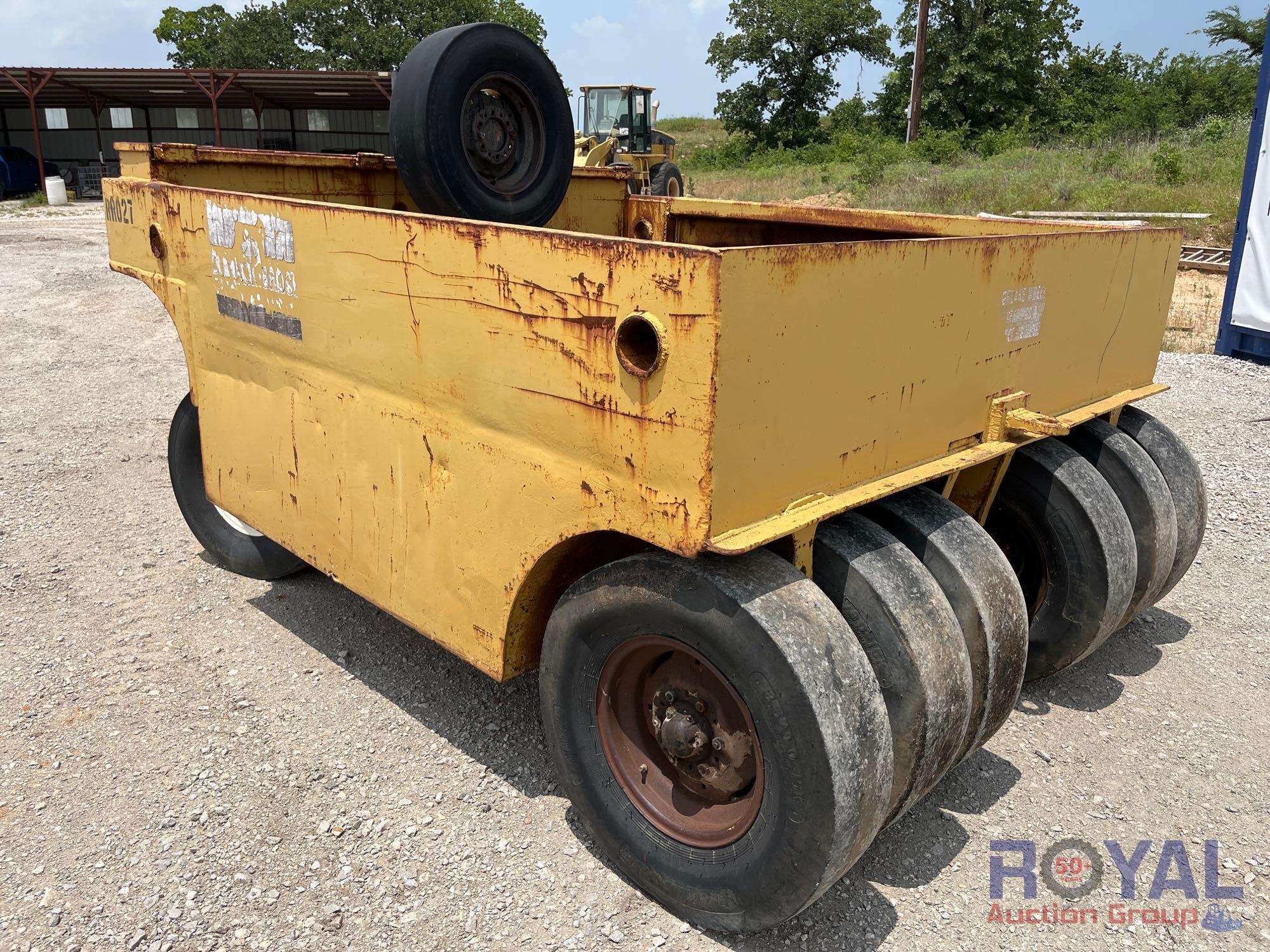 12-Wheel Pneumatic Pull-Behind Asphalt Compactor (A45336)