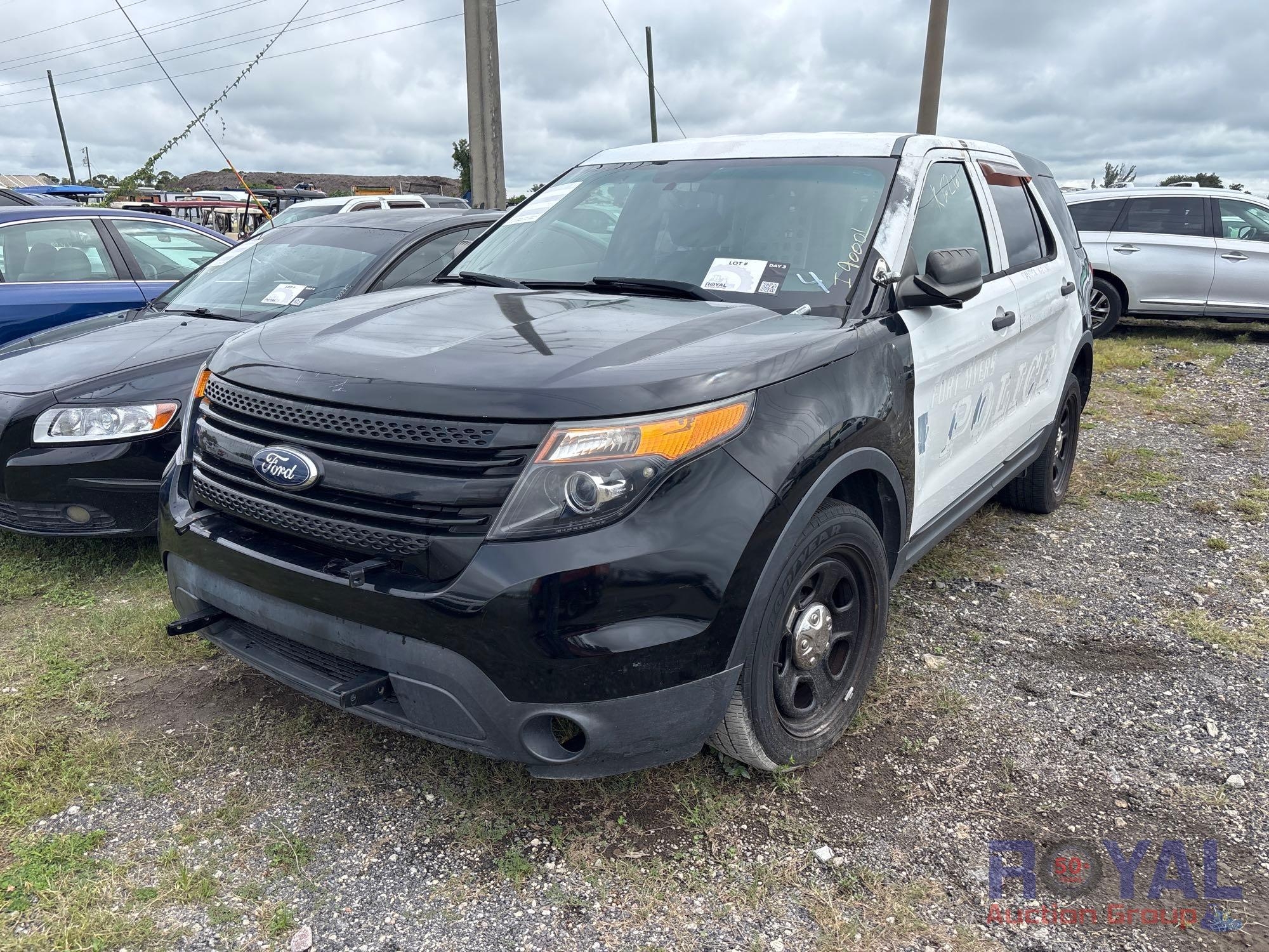 Ford Explorer SUV (A55758)