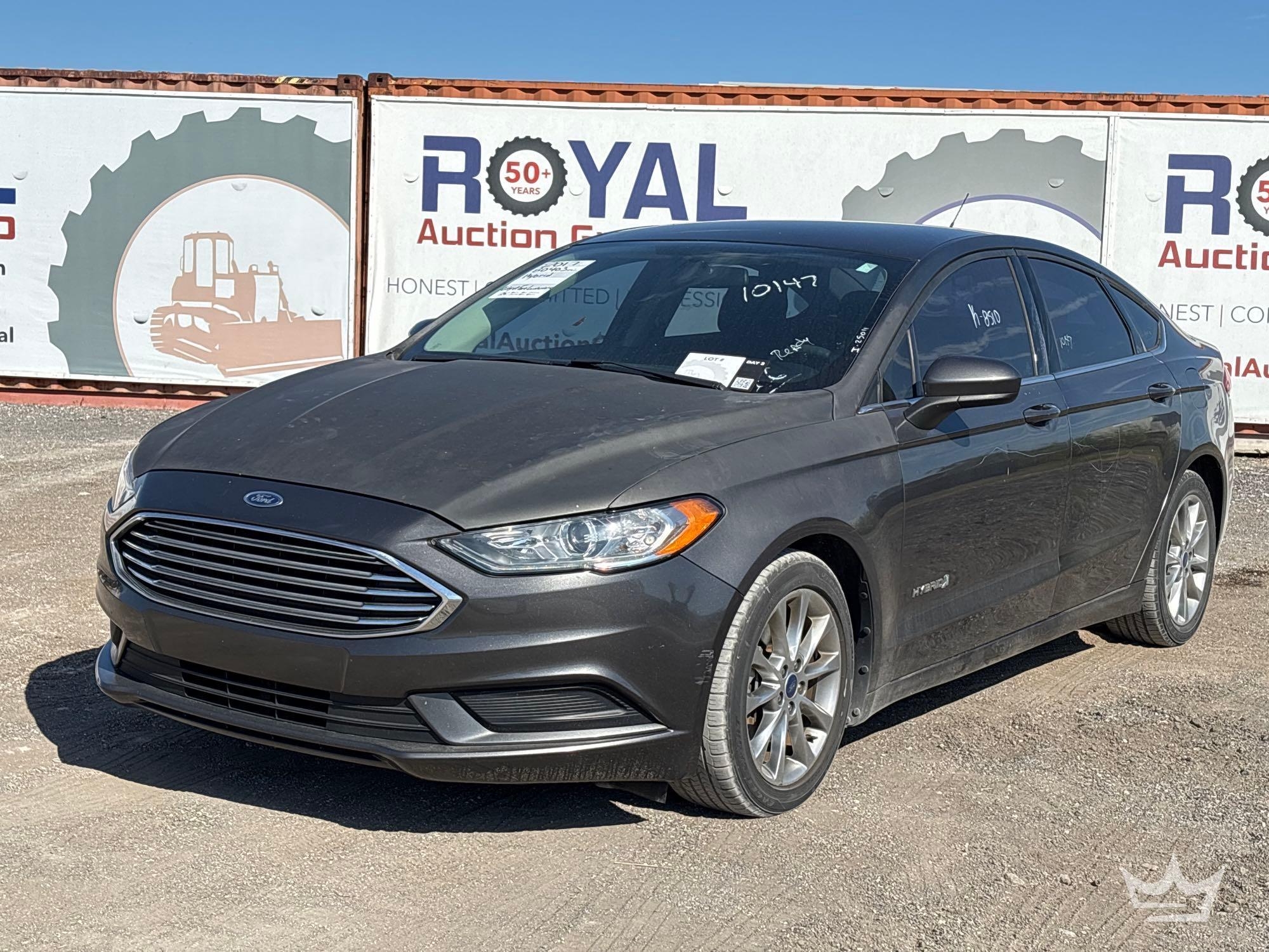2017 Ford Fusion Hybrid Sedan (A56859)