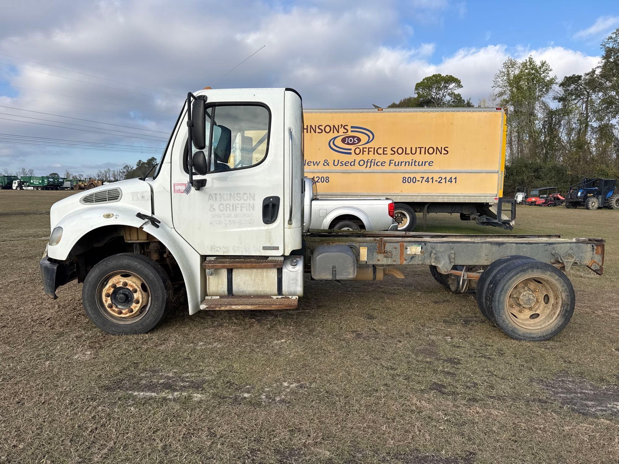 (INOP) 2006 FREIGHTLINER M2 DAYCAB ROAD TRACTOR (A58375)