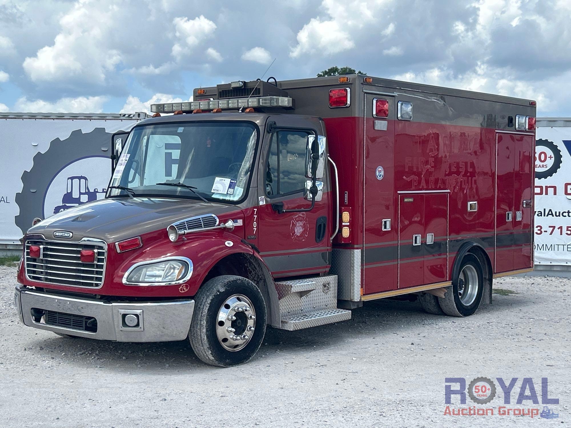 2009 Freightliner M2 106 Ambulance (A51692)
