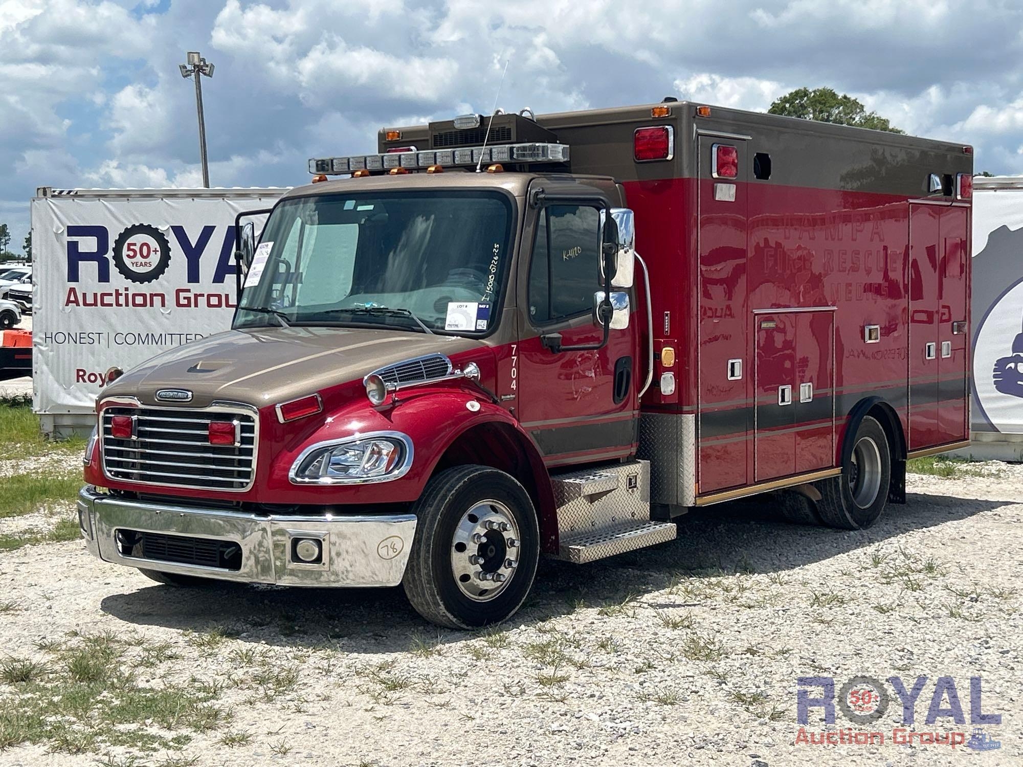 2009 Freightliner M2 106 Ambulance (A51692)