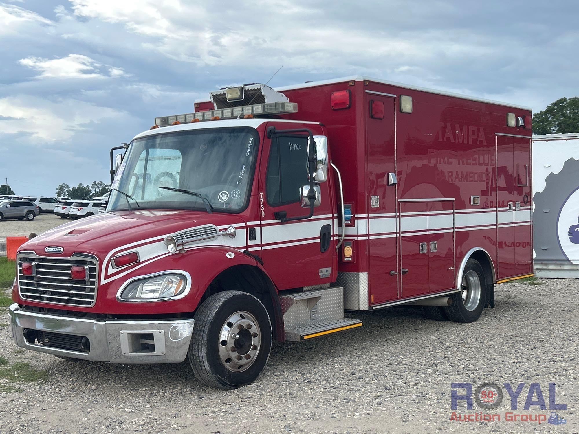 2007 Freightliner M2 106 Ambulance (A51692)