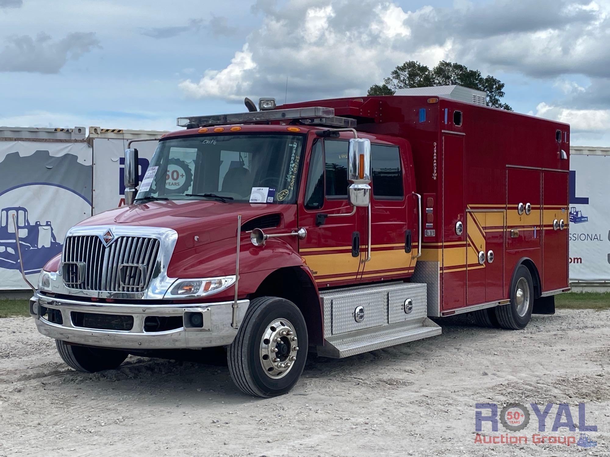 2015 International DuraStar 4300 Ambulance (A51692)