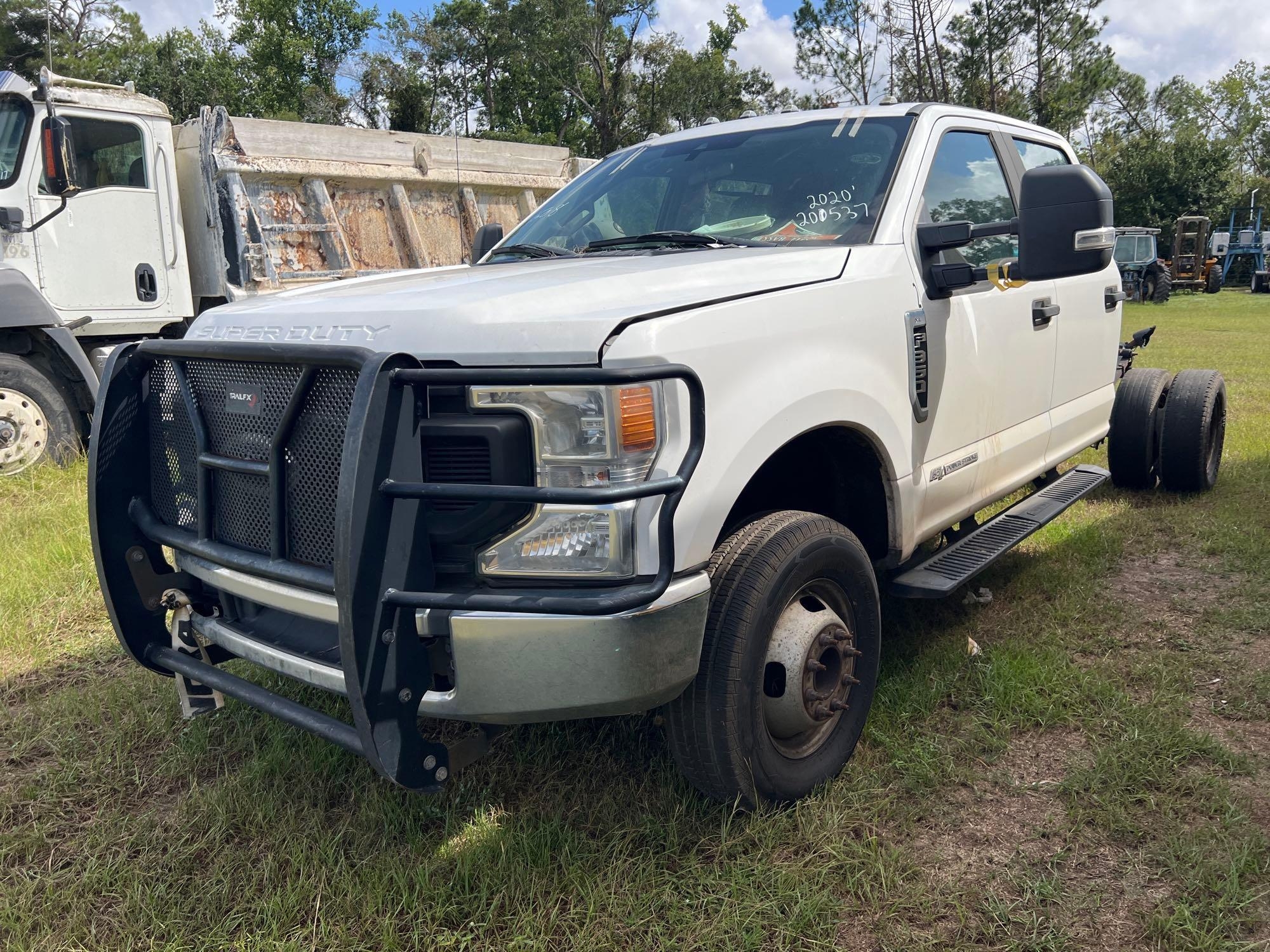(INOP) 2020 FORD F-350XL CREW CAB & CHASSIS TRUCK (A54756)