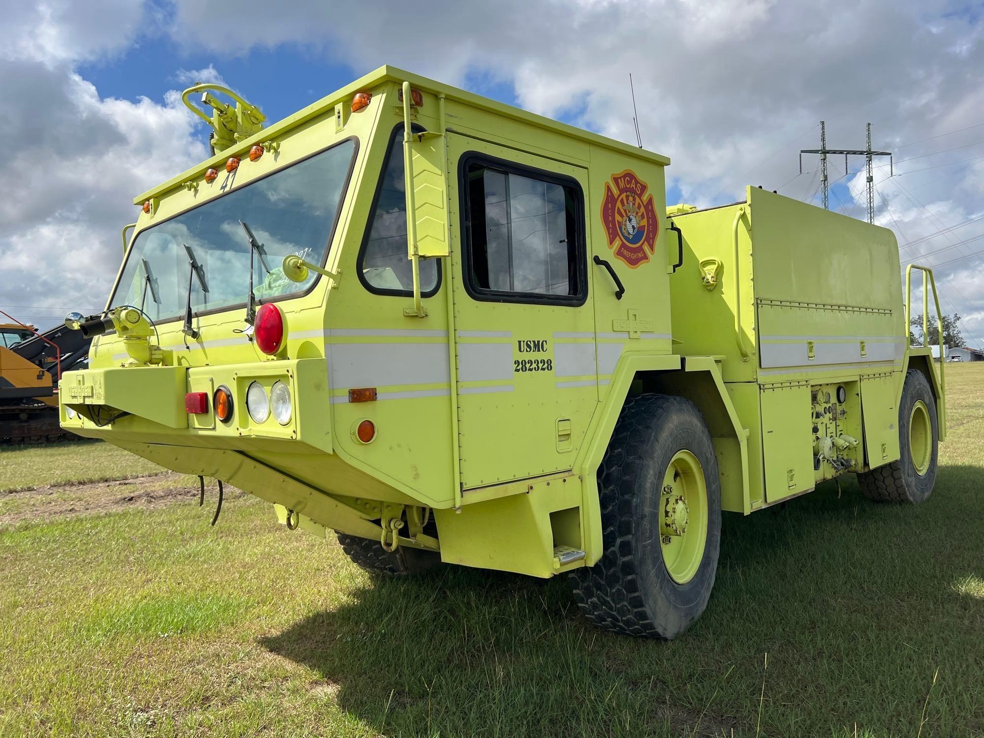 (INOP) 1987 OSHKOSH P-19 MILITARY FIRE TRUCK (A54756)