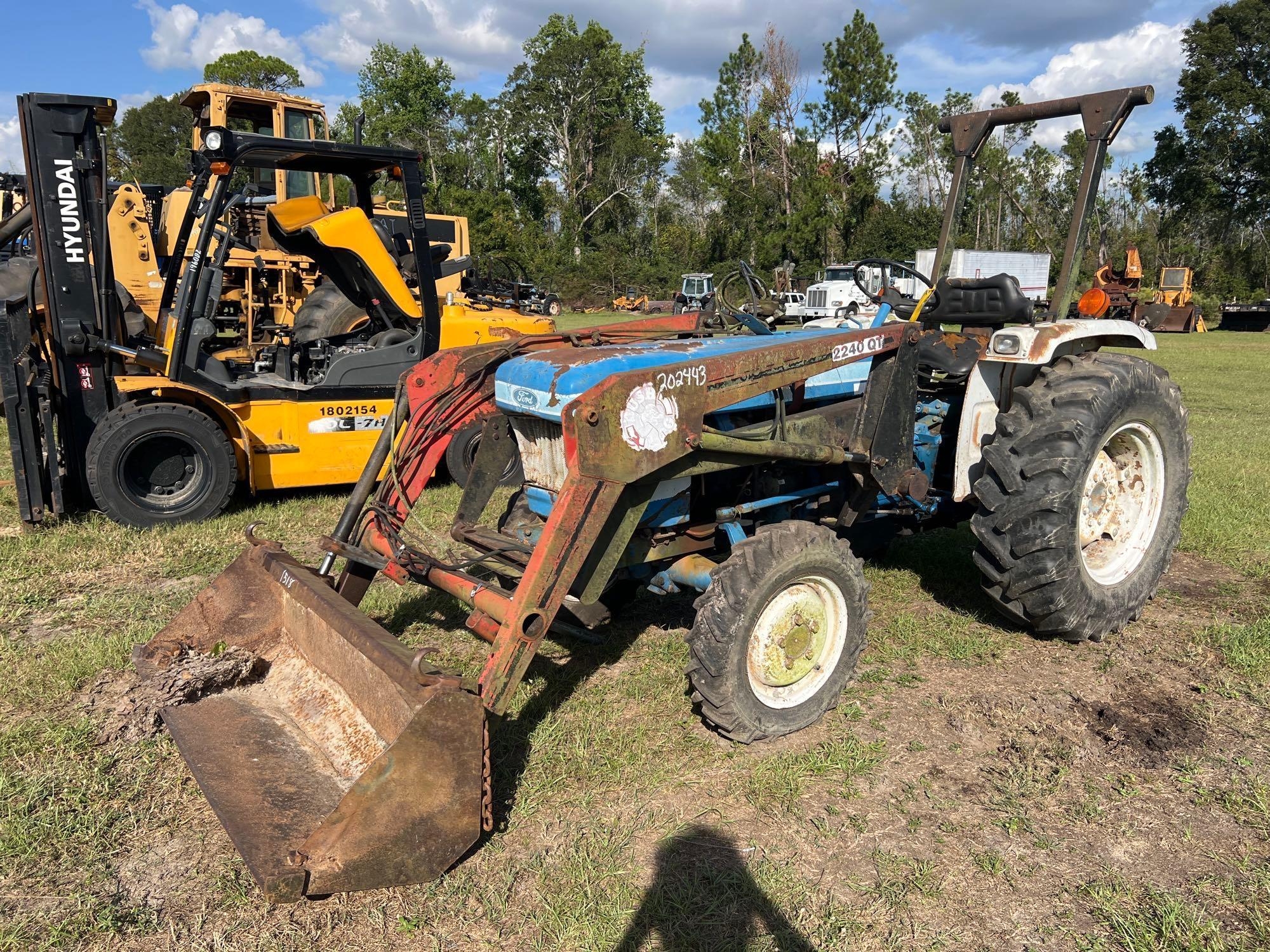 (INOP) 1986 FORD 1910 TRACTOR (A54756)