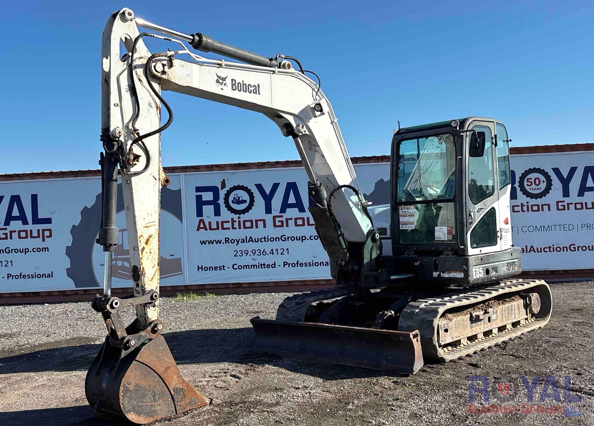 2016 Bobcat E85 Midi Excavator (A50322)