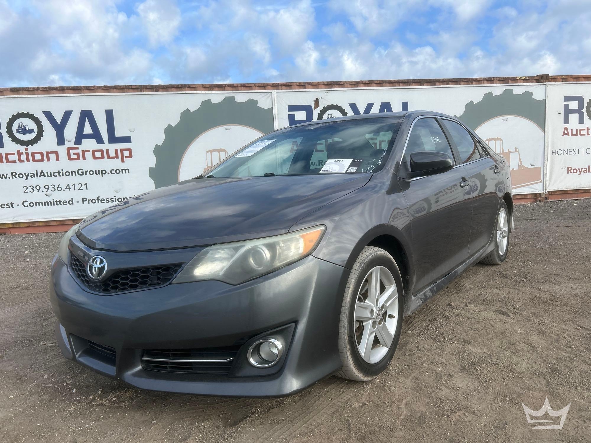 2014 Toyota Camry Sedan (A56859)