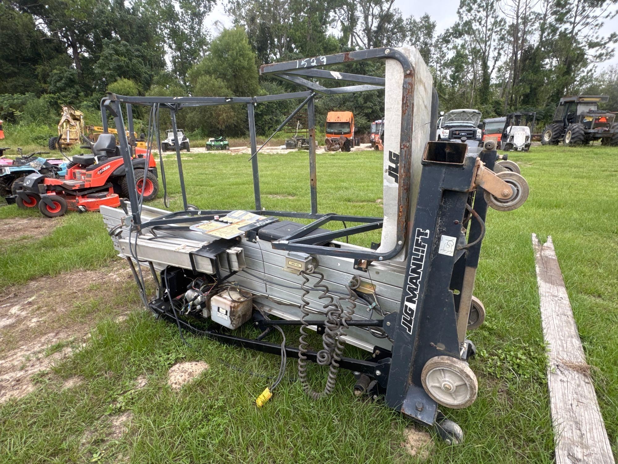 JLG 36AM-DC VERTICAL ELECTRIC PUSH AROUND MANLIFT (A51247)