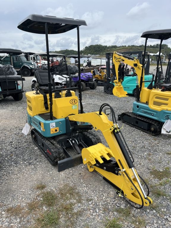 2024 Dig Master DM100 Mini Excavator, NEW! (A52384)