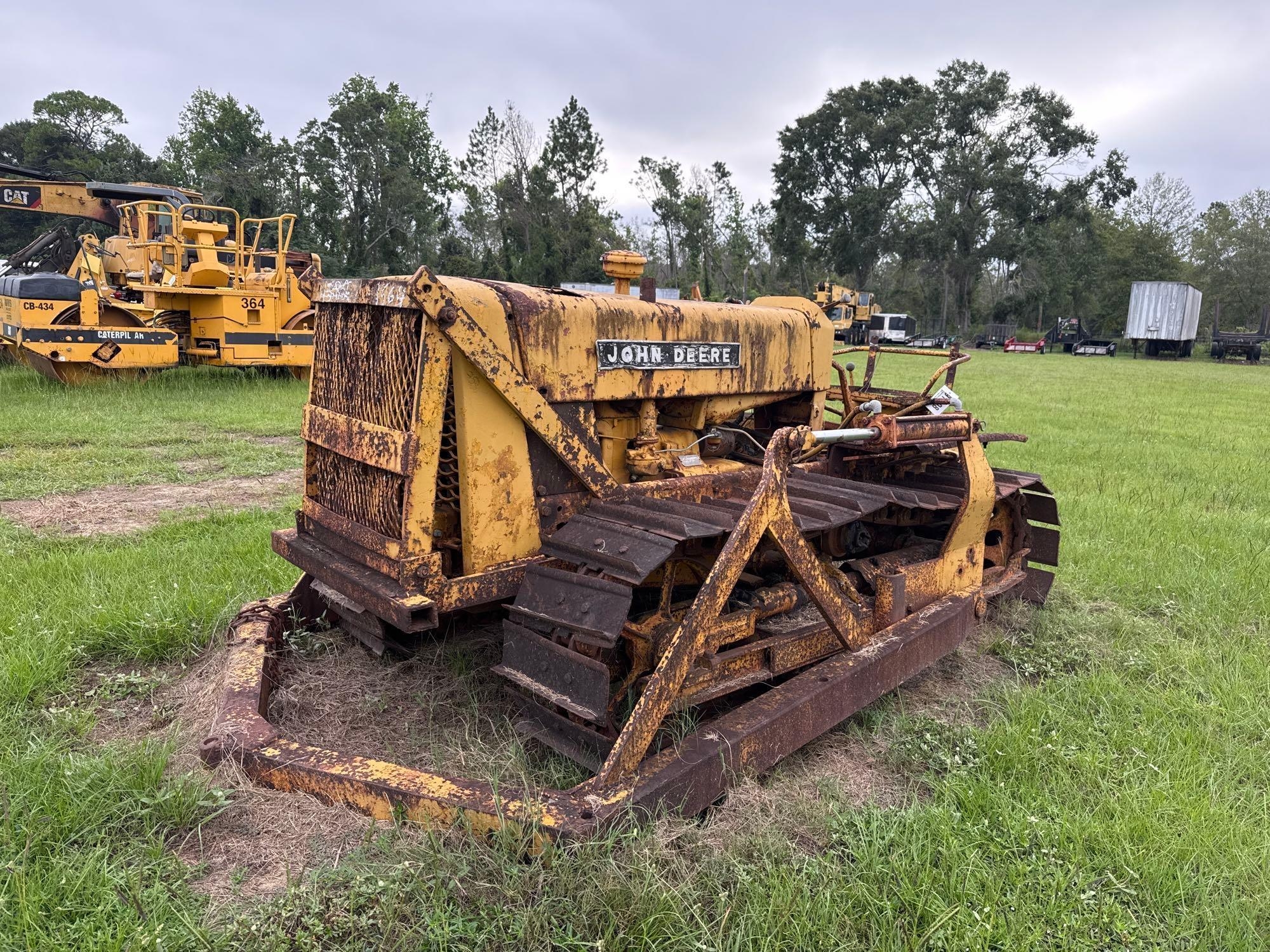 (INOP) JOHN DEERE 730 CRAWLER TRACTOR (A51247)