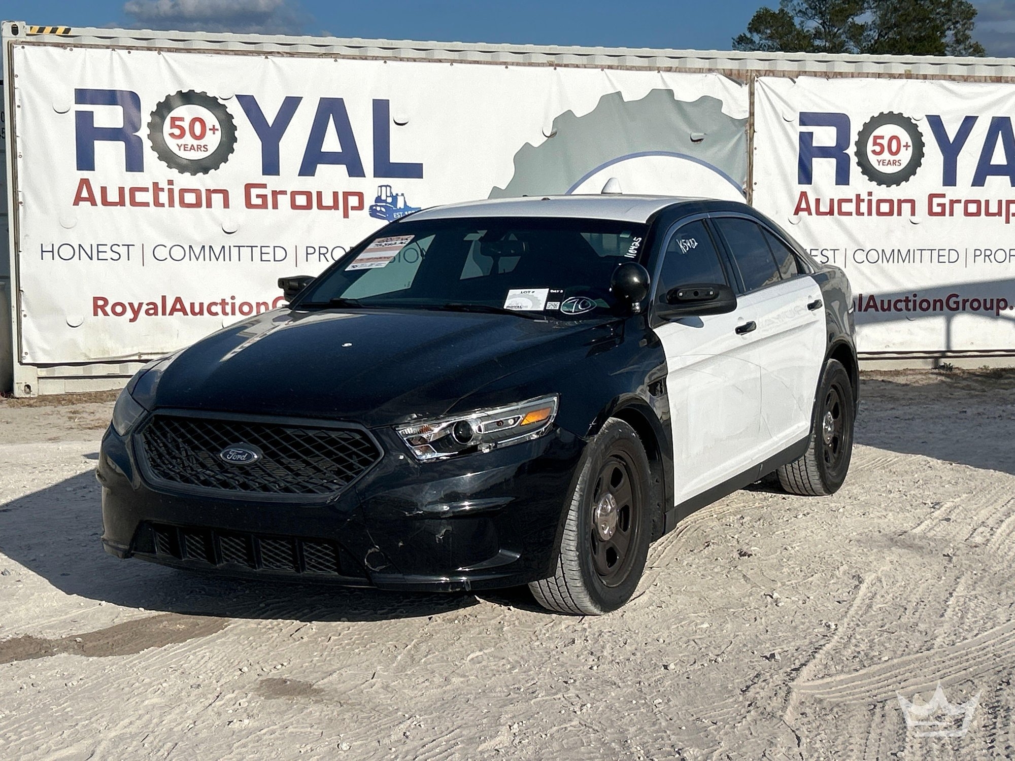 2017 Ford Taurus AWD Sedan (A55853)