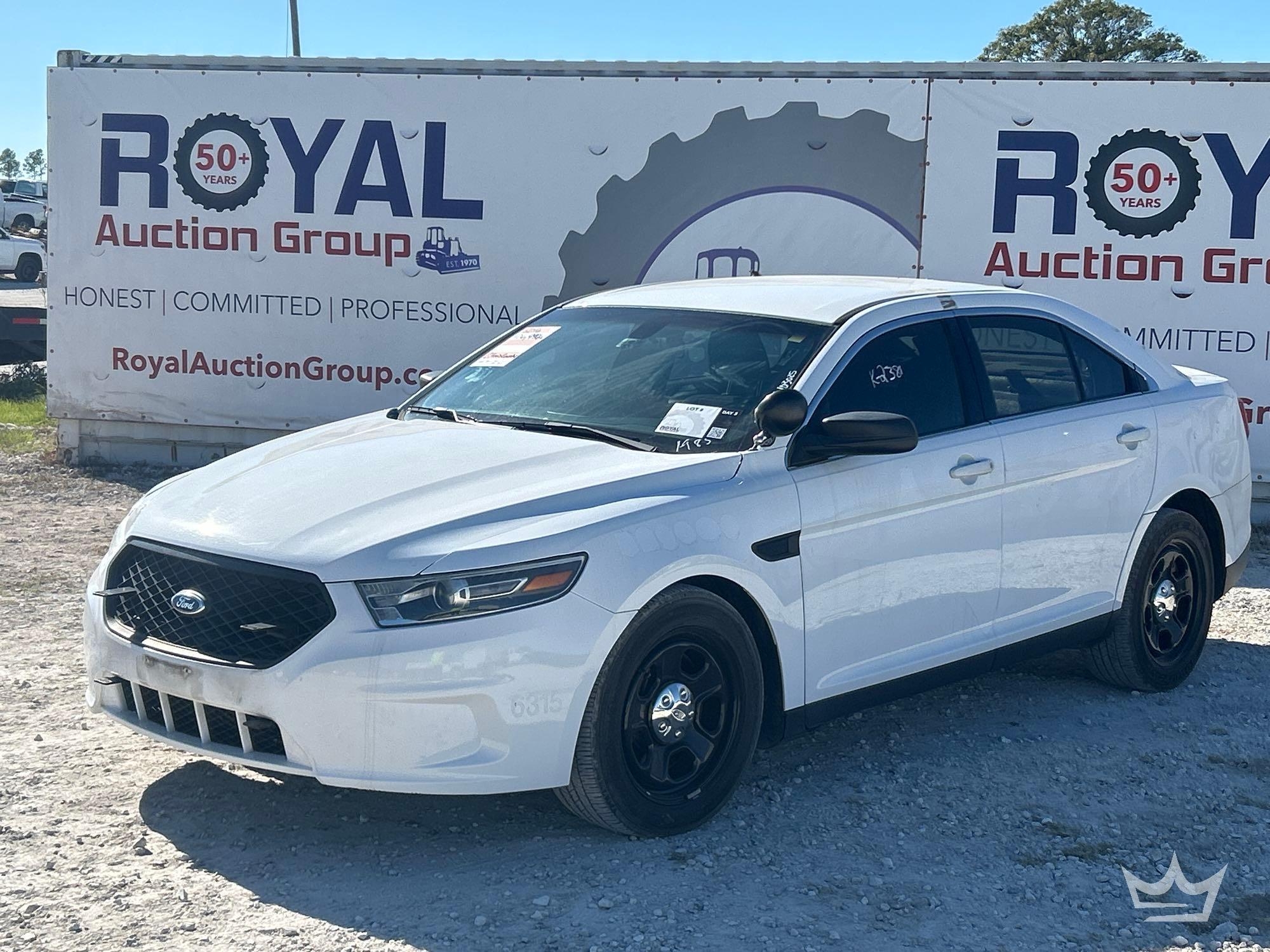 2016 Ford Taurus AWD Sedan (A55853)