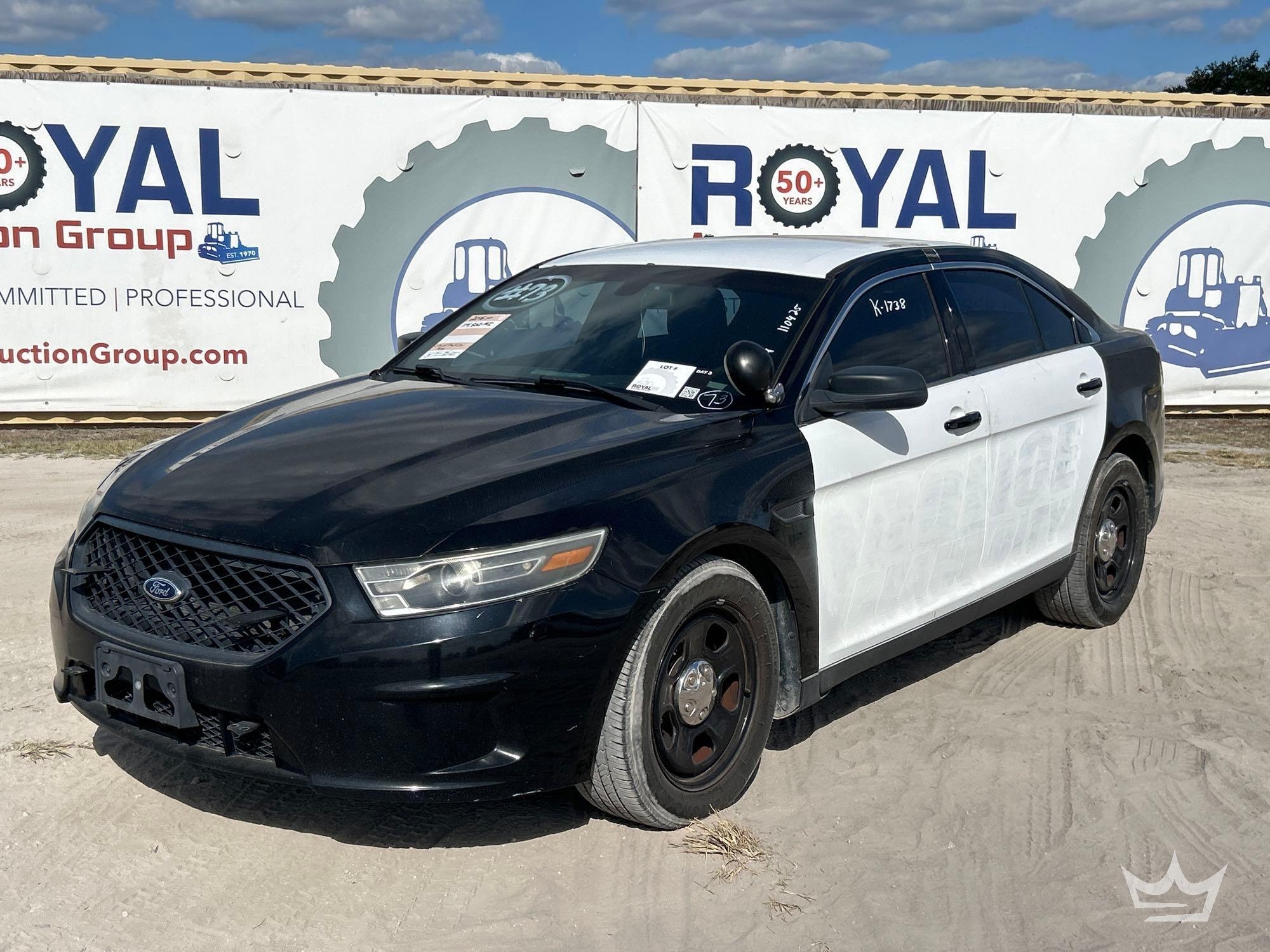 2016 Ford Taurus Sedan (A55853)