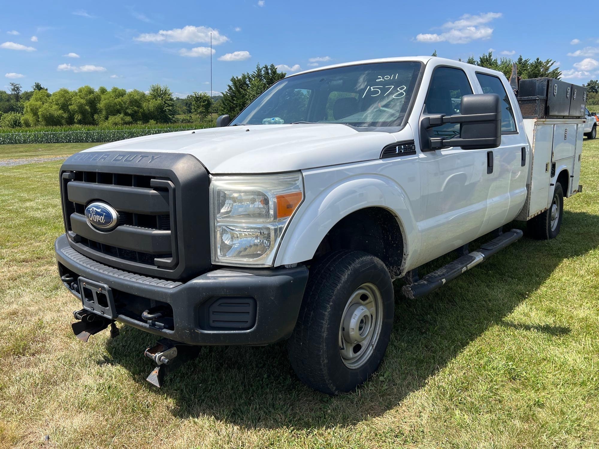 2011 Ford F350 Service Body (A47384)
