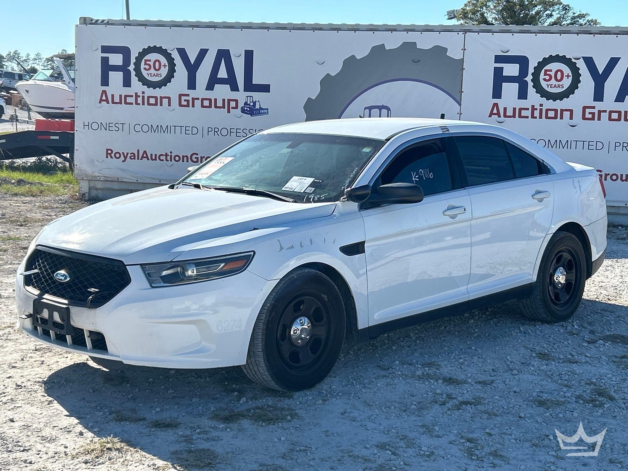 2015 Ford Taurus AWD Sedan (A55853)