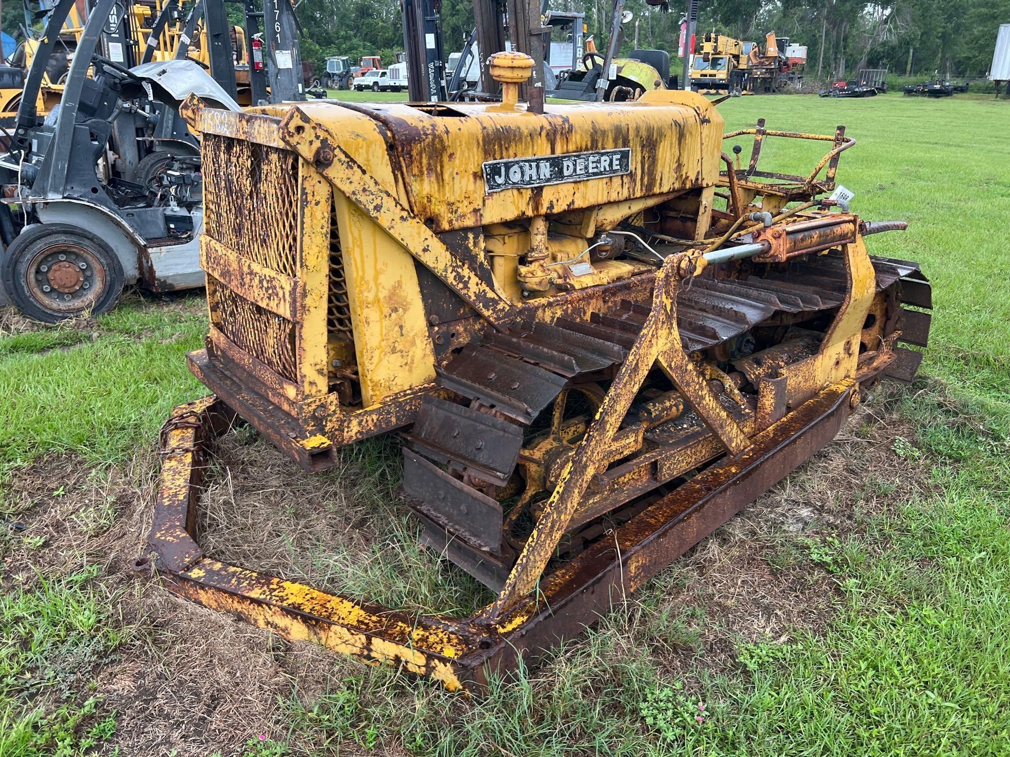 (INOP) JOHN DEERE 730 CRAWLER TRACTOR (A51243)