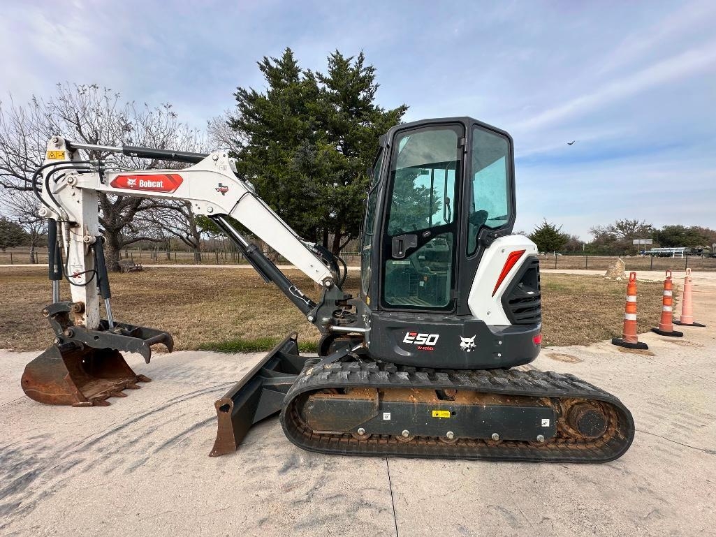 2021 Bobcat E50 R2 Series Excavator w/ Push Blade & Hydro Thumb (A59213)