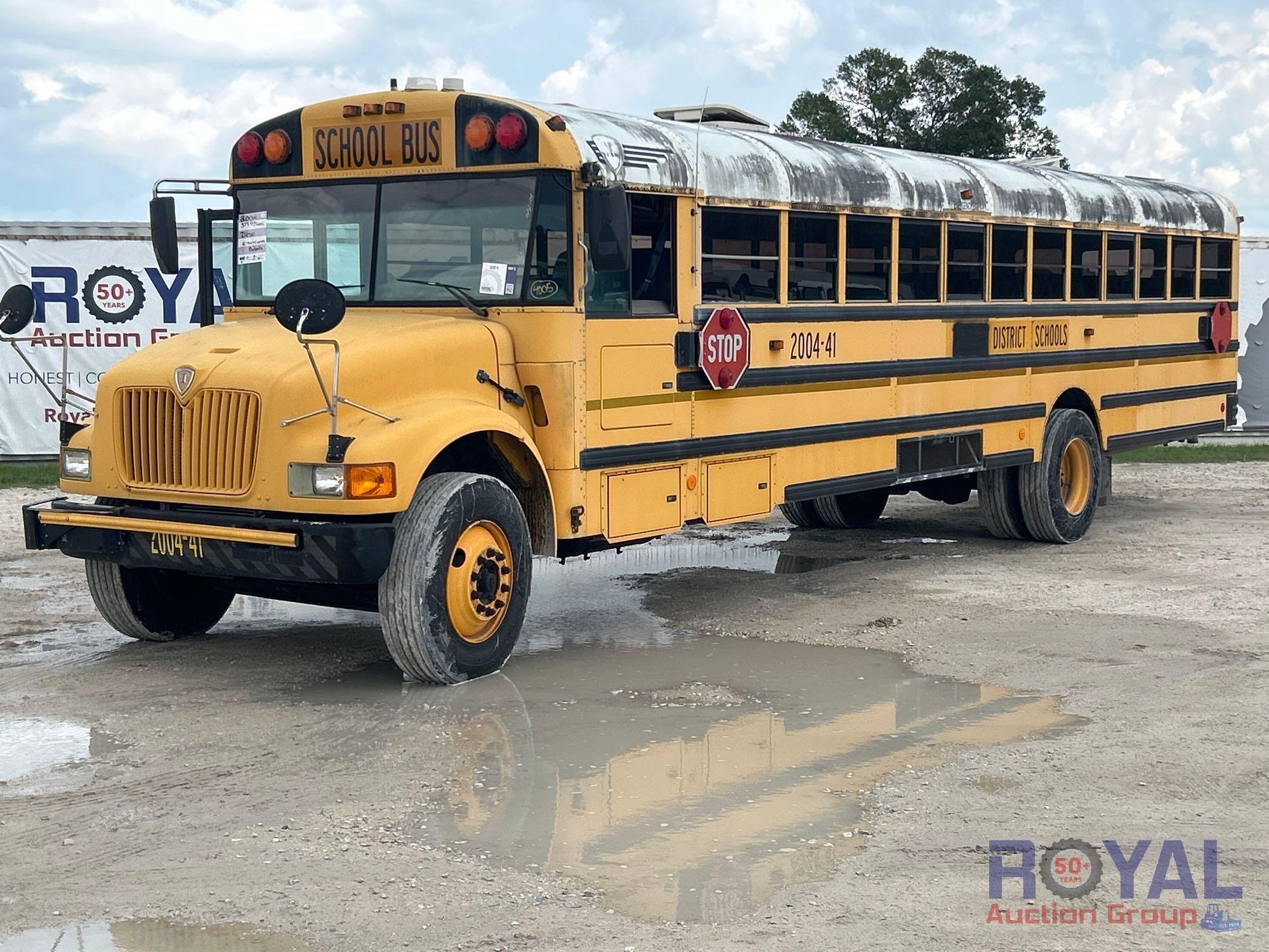2004 IC Corporation 3000IC School Bus (A51692)