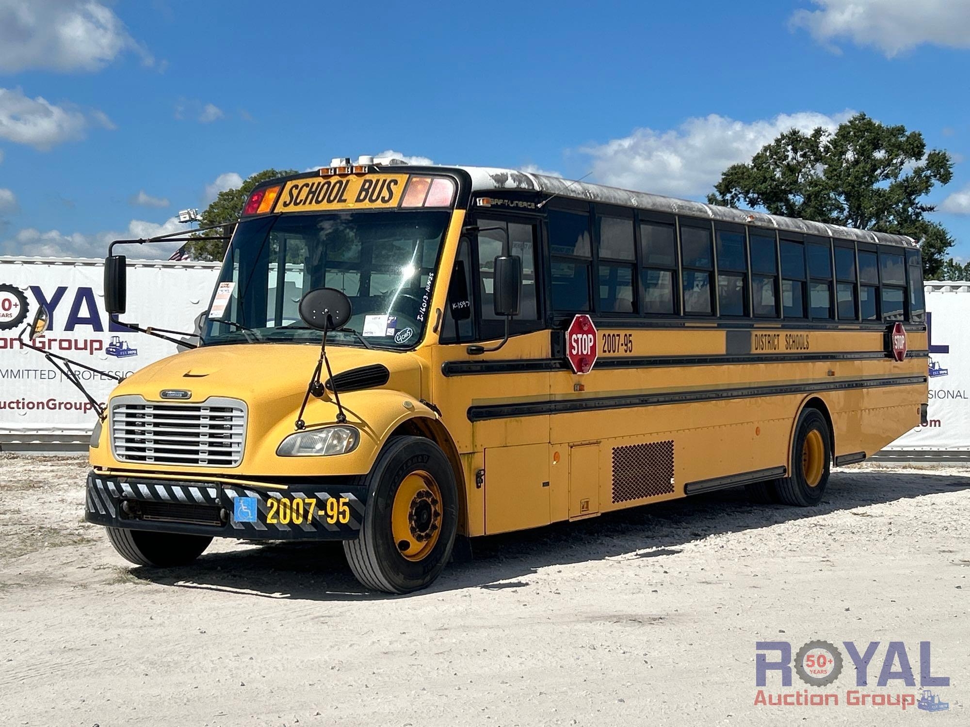 Year: 2008 Make: Freightliner Model: B2 Vehicle Type: Bus Mileage: 279293 Plate: Body Type: (A55852)