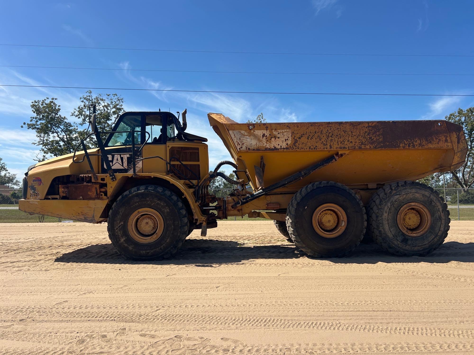 CATERPILLAR 740B OFF ROAD DUMP TRUCK (A52705)