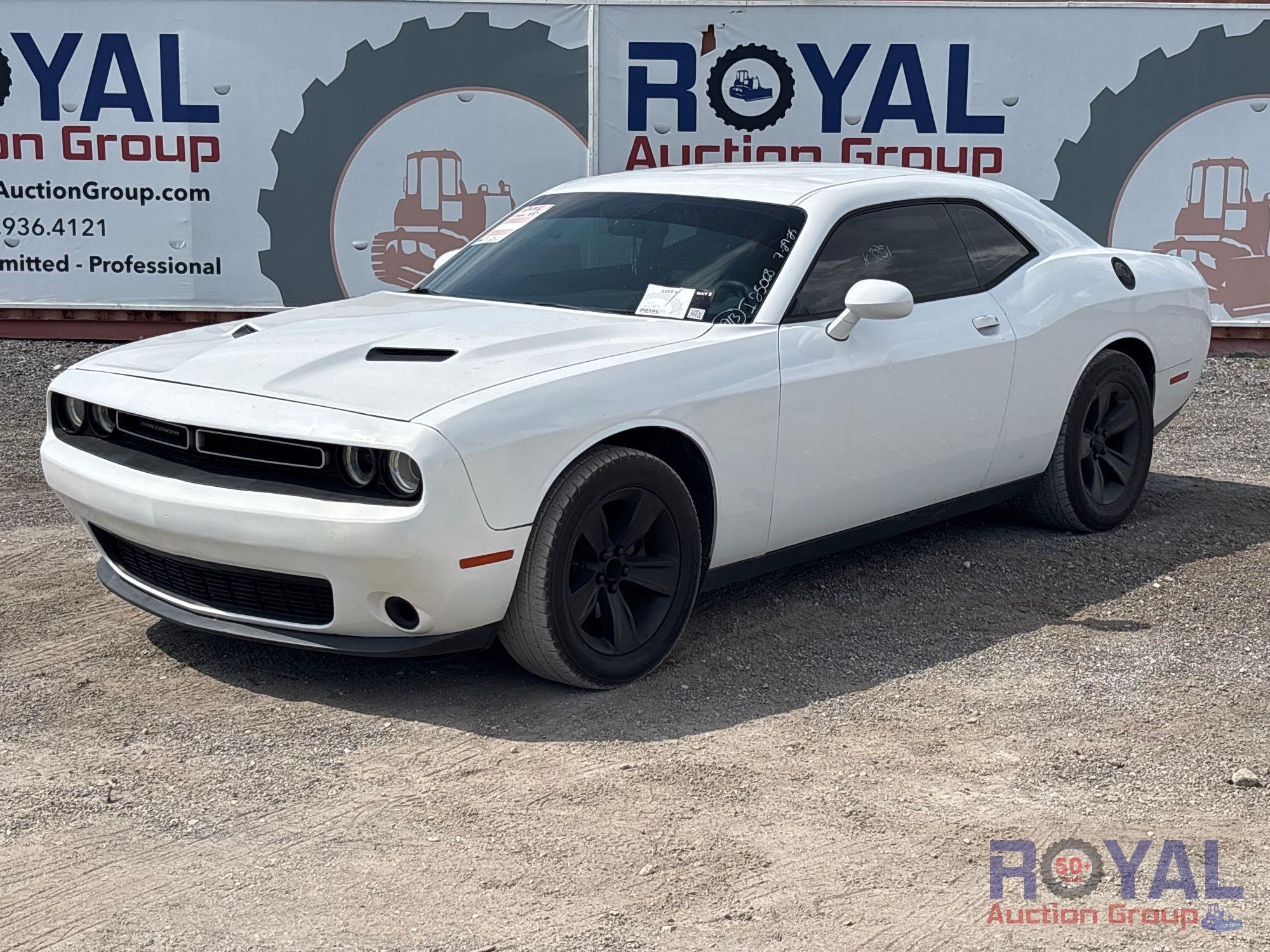 2015 Dodge Challenger Coupe (A50324)