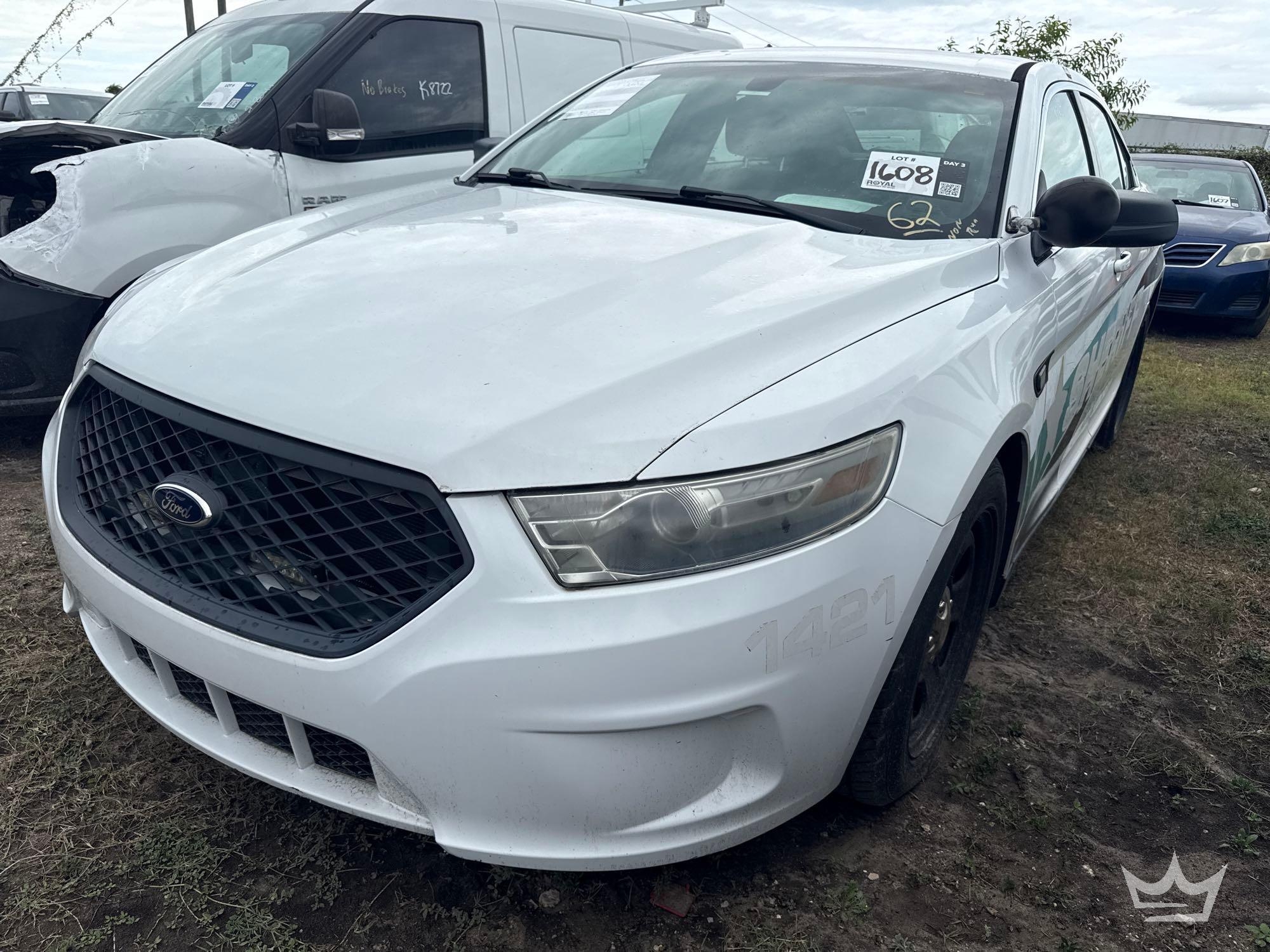 2014 Ford Taurus Sedan (A56859)