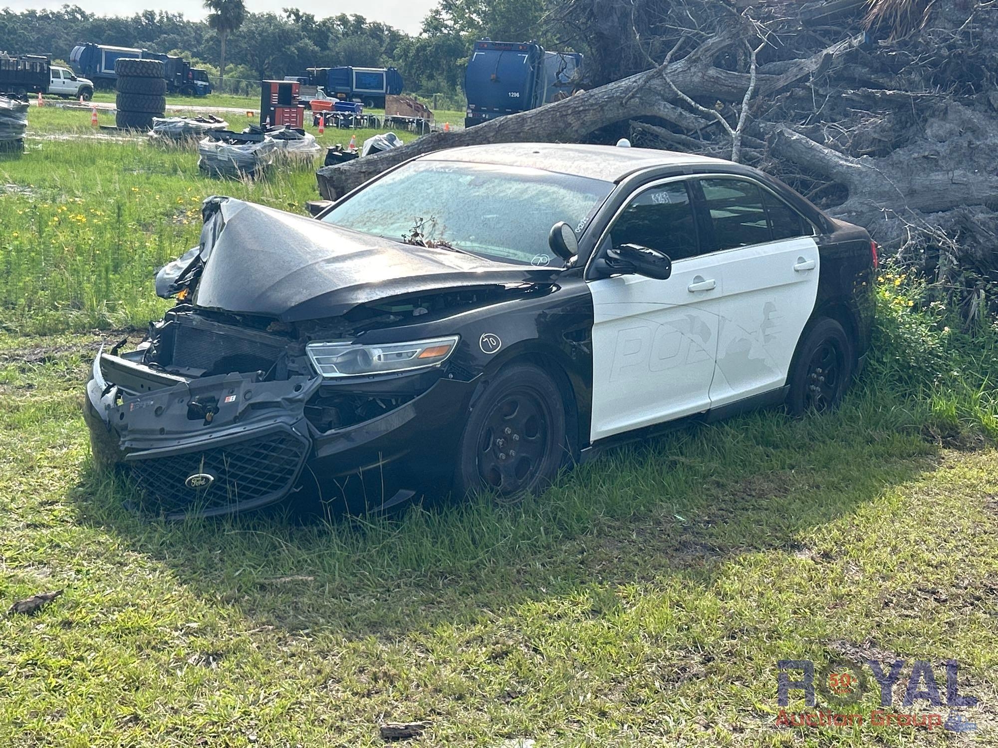 2014 Ford Taurus Sedan (A48082)