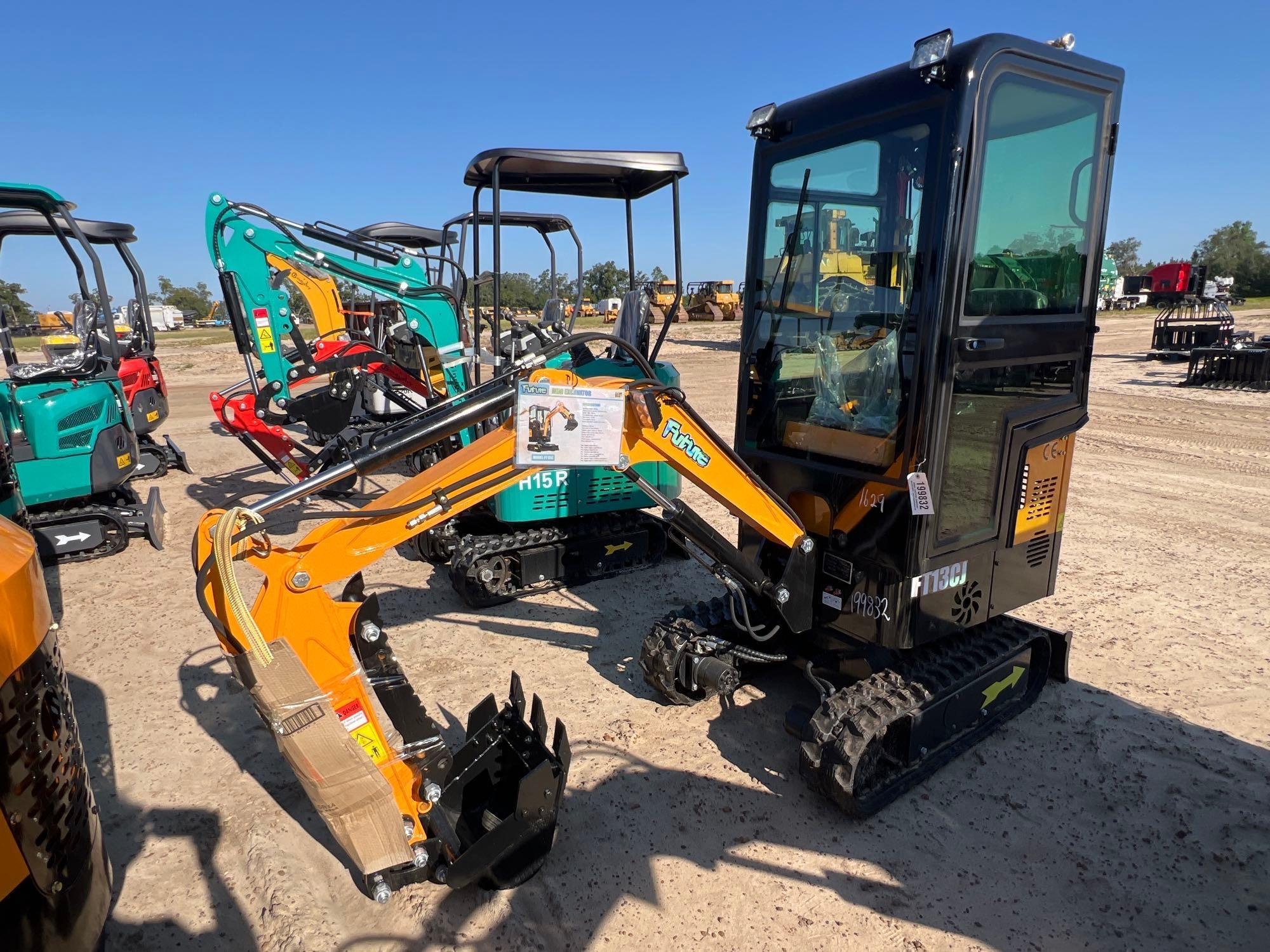 UNUSED FUTURE FT13CJ EXCAVATOR (A51247)