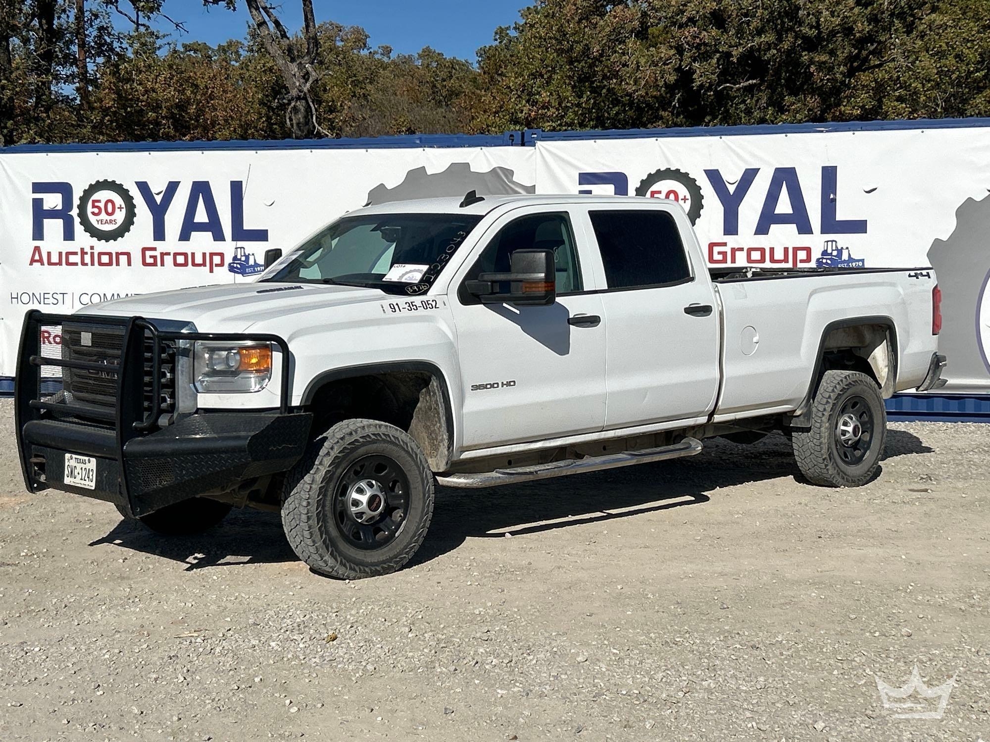 2015 GMC 3500 HD 4x4 Crew Cab Pickup Truck (A55973)