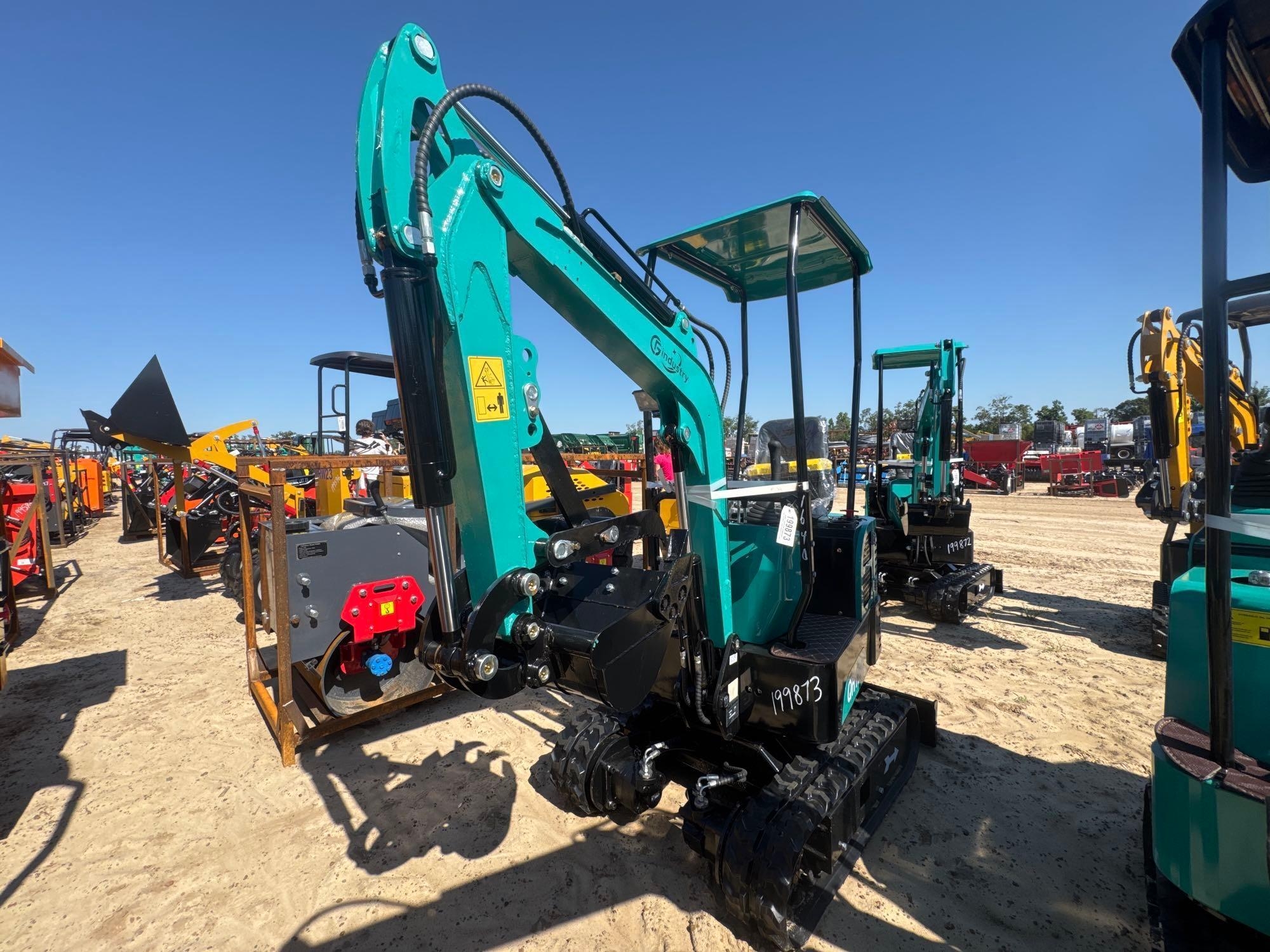 UNUSED CFG QH12R EXCAVATOR (A51247)