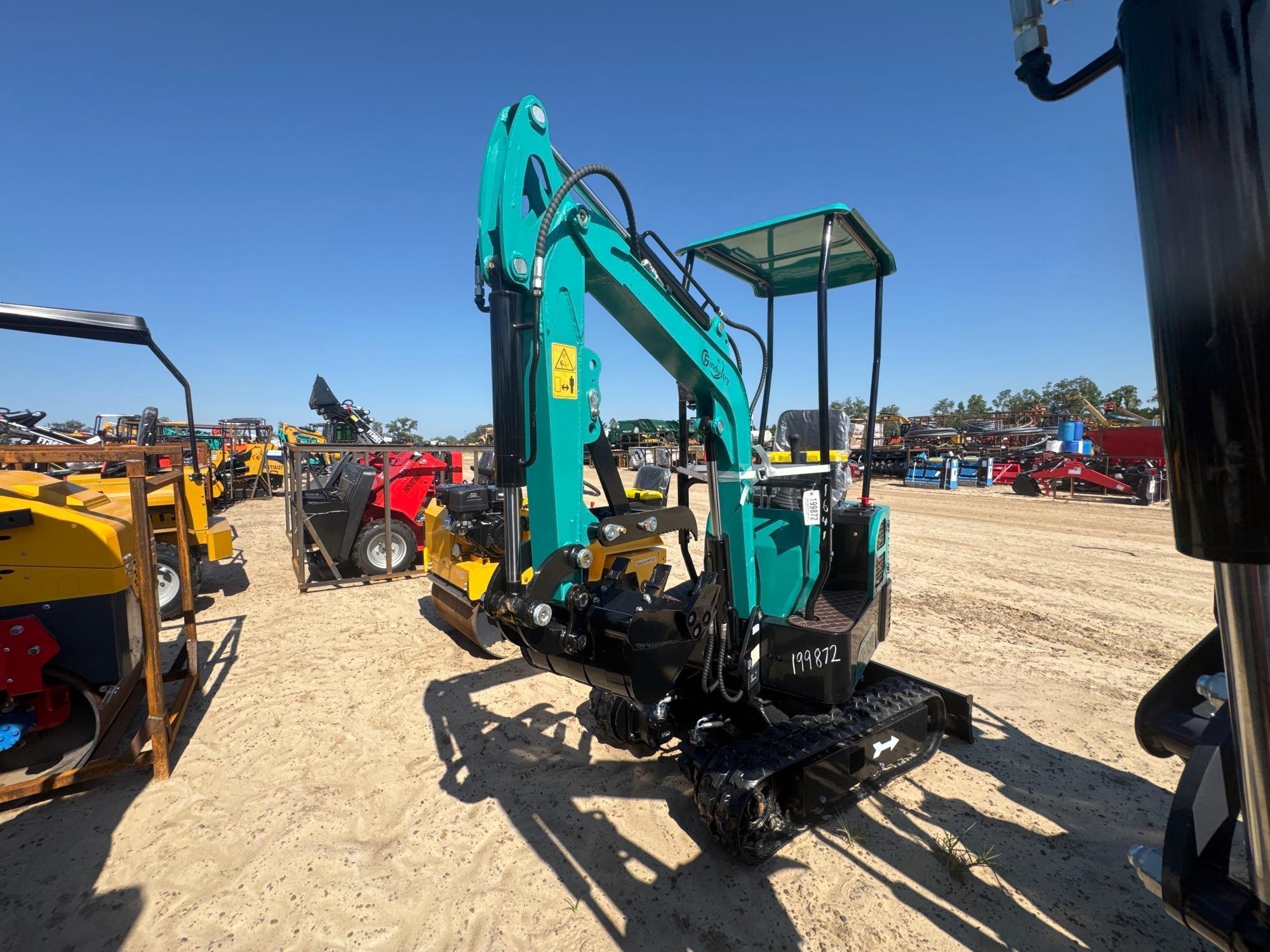 UNUSED CFG QH12R EXCAVATOR (A51247)