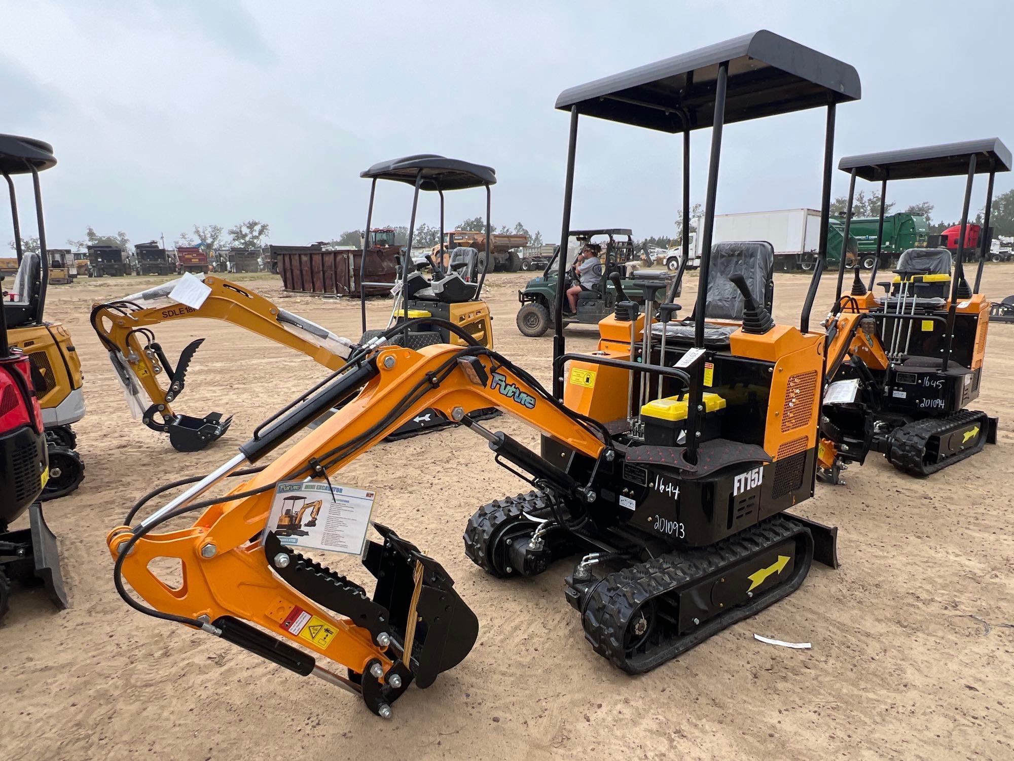 UNUSED FUTURE FT15J EXCAVATOR (A54756)